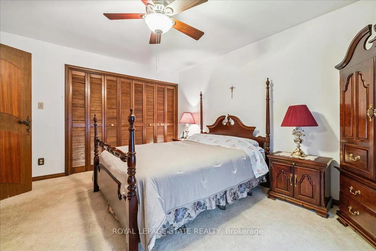 Photo 21 of 31 Palm Court, Hamilton, Stoney Creek — HOMEH