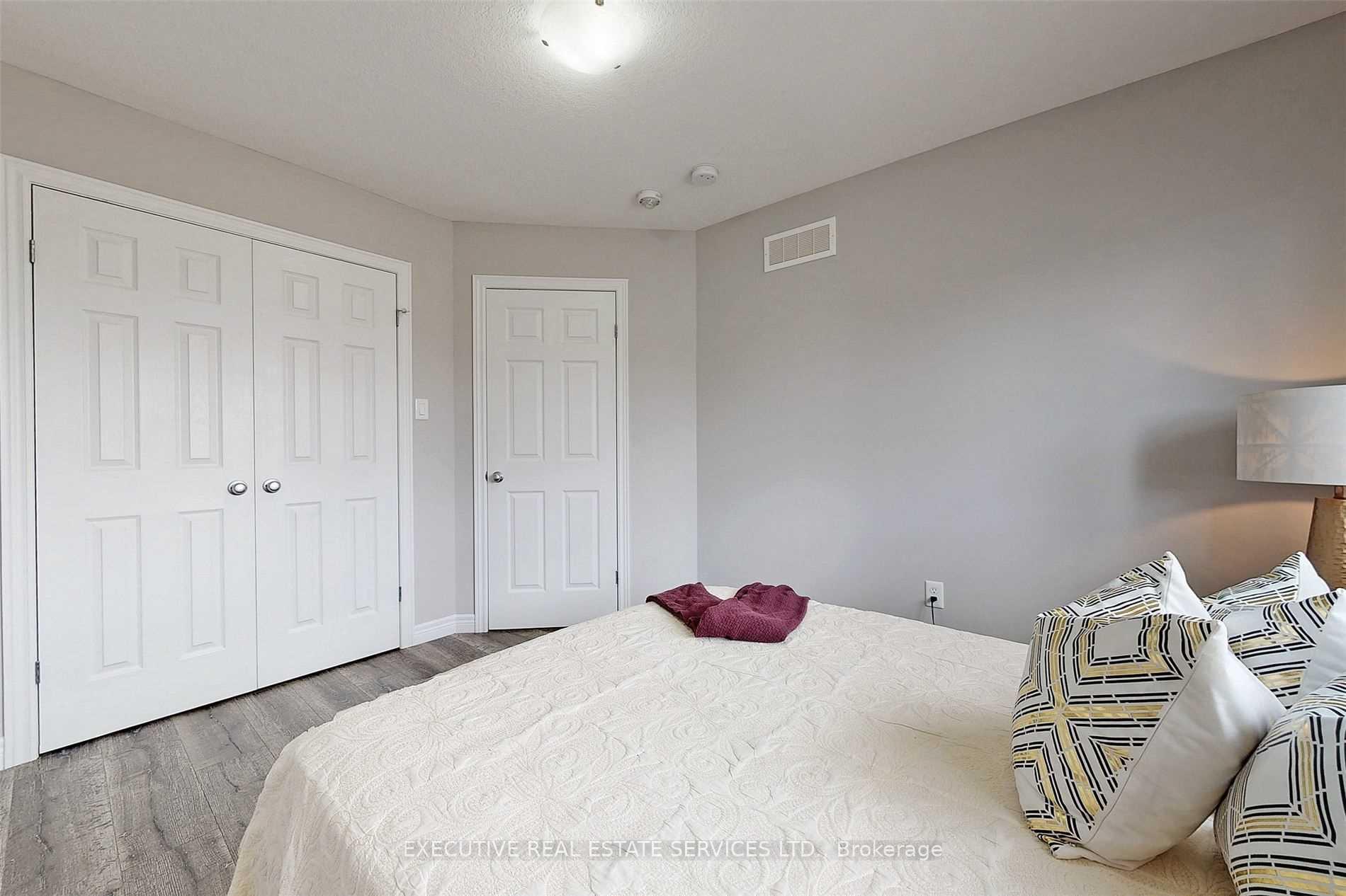 Photo 16 of 9 Mccann Street, Guelph, Kortright East — HOMEH