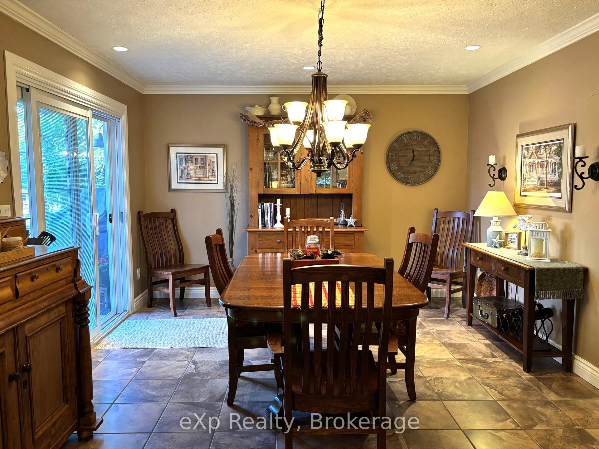 Photo 19 of 9 Johnstone Boulevard, Brockton — HOMEH