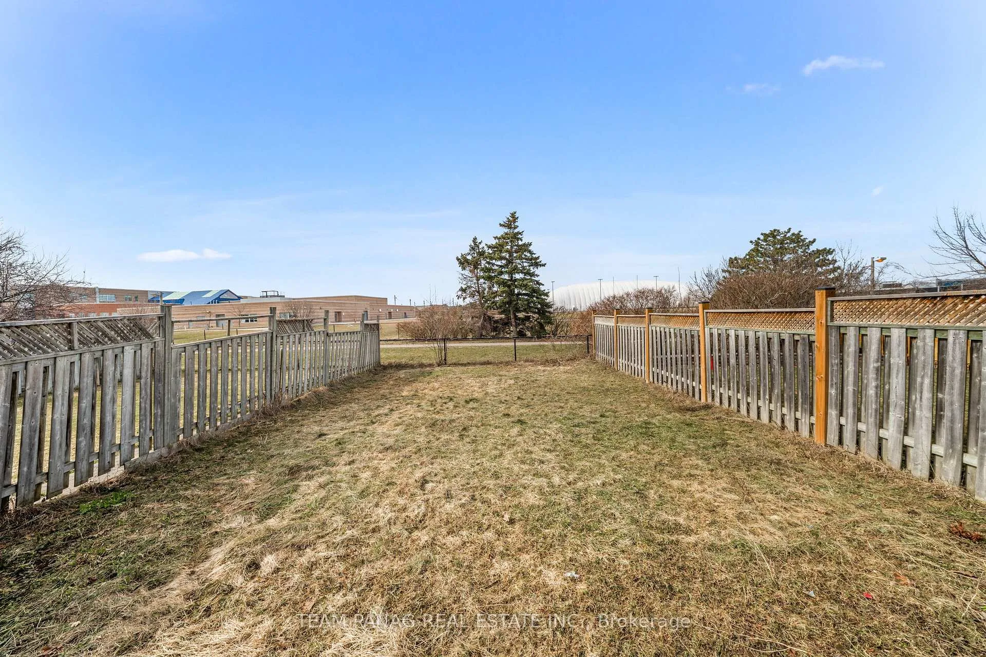 Photo 43 of 47 Loons Call Crescent, Brampton, Sandringham-Wellington — HOMEH