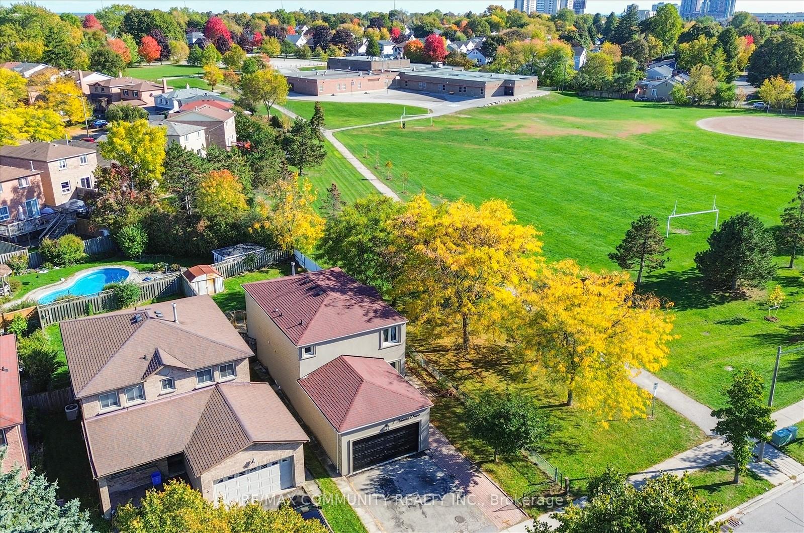 Photo 7 of 7 Adams Drive, Ajax, Central — HOMEH