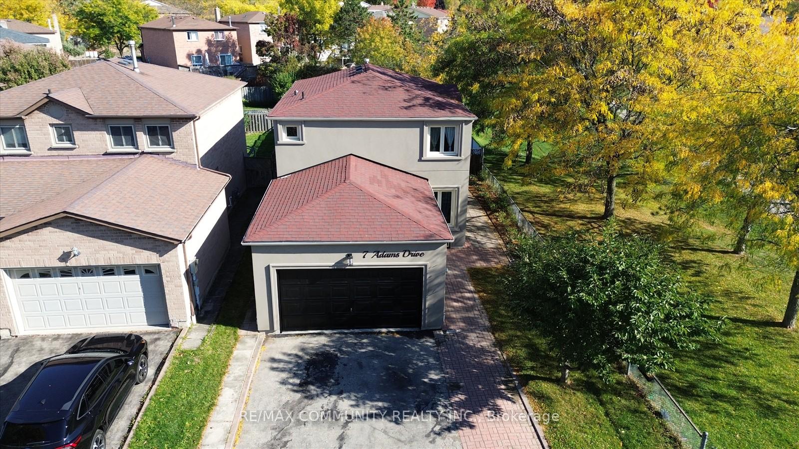 Photo 8 of 7 Adams Drive, Ajax, Central — HOMEH