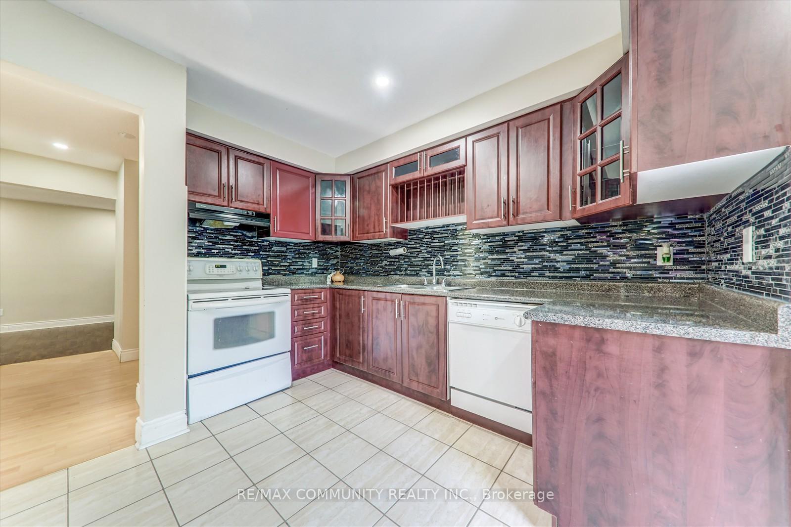 Photo 41 of 7 Adams Drive, Ajax, Central — HOMEH