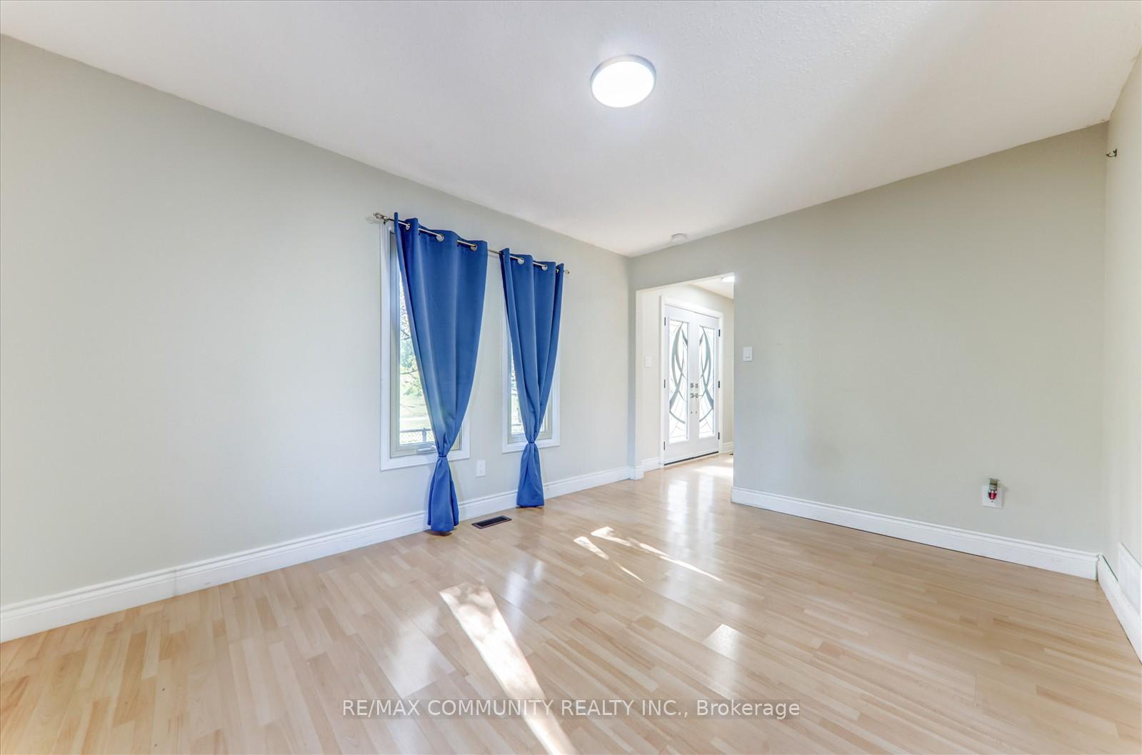 Photo 17 of 7 Adams Drive, Ajax, Central — HOMEH