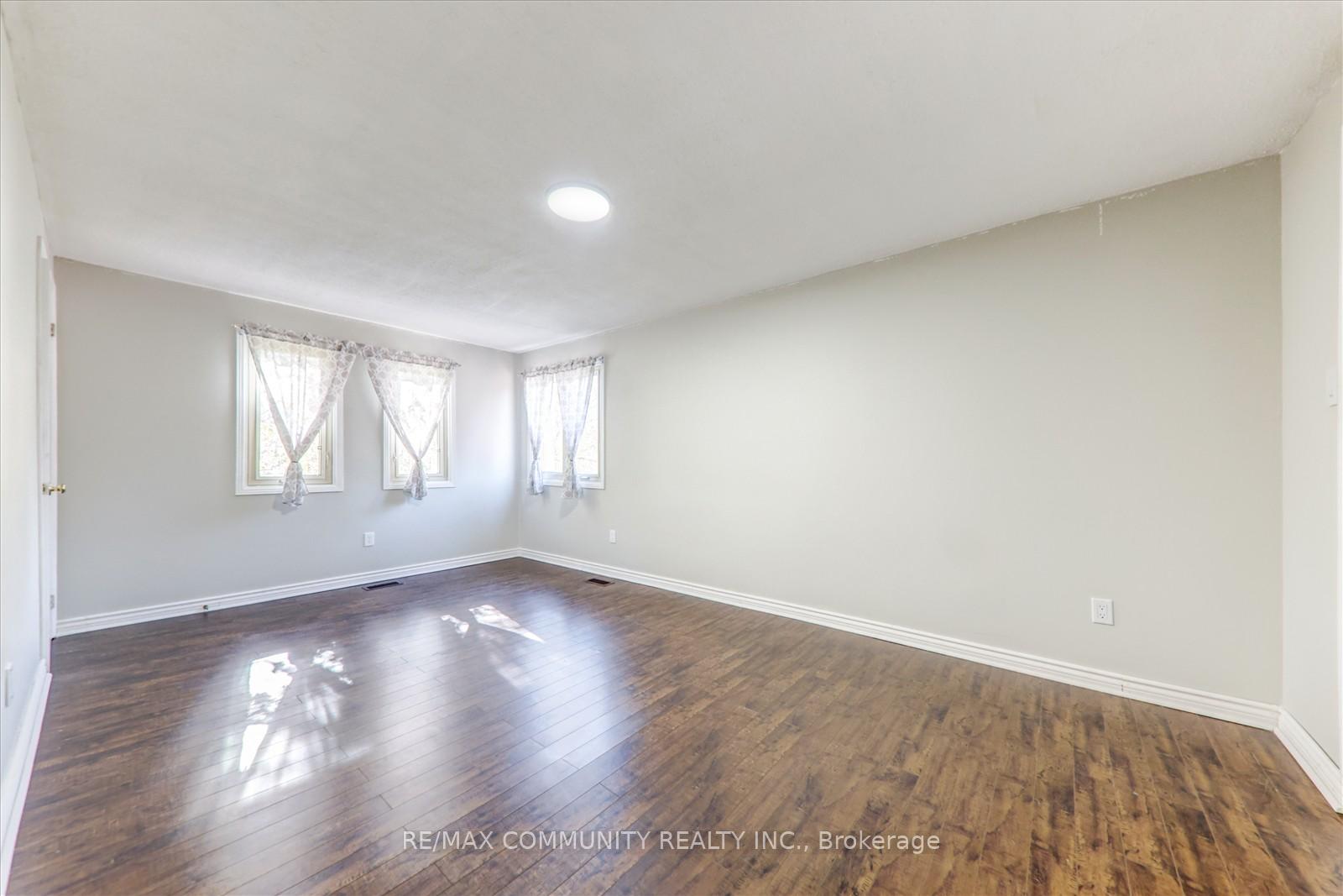 Photo 22 of 7 Adams Drive, Ajax, Central — HOMEH