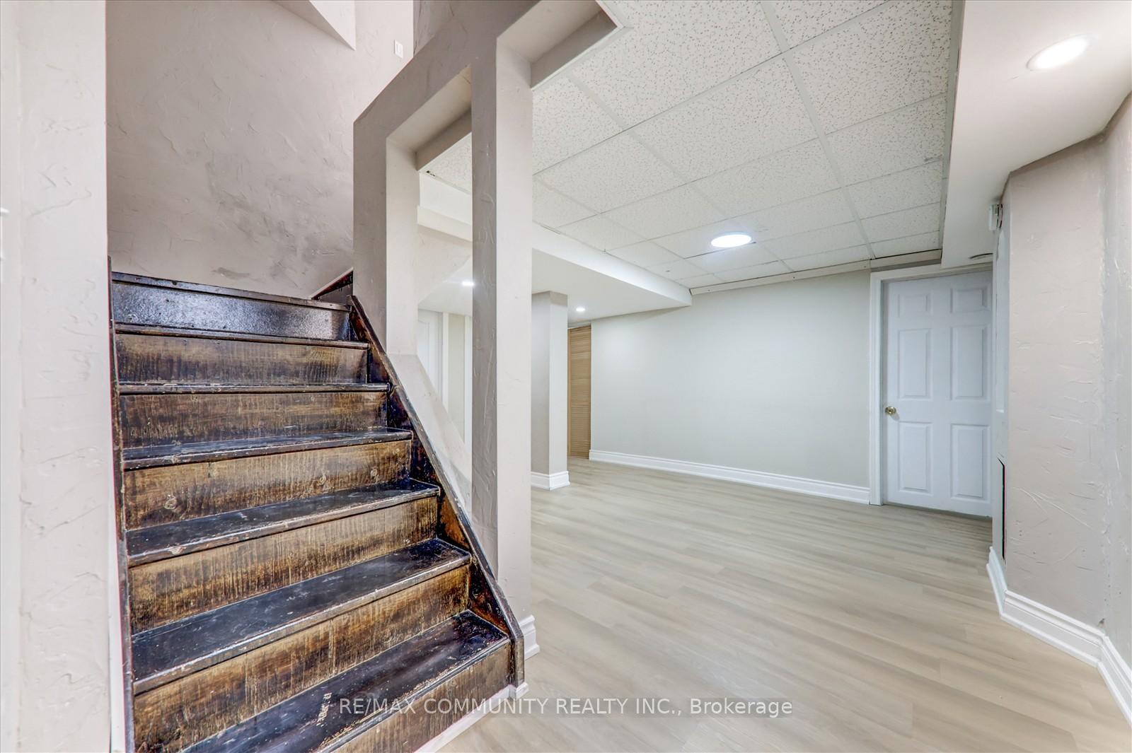 Photo 35 of 7 Adams Drive, Ajax, Central — HOMEH