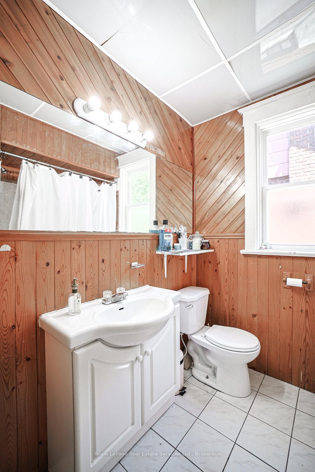 Photo 12 of 1105 King Street W, Hamilton, Westdale — HOMEH