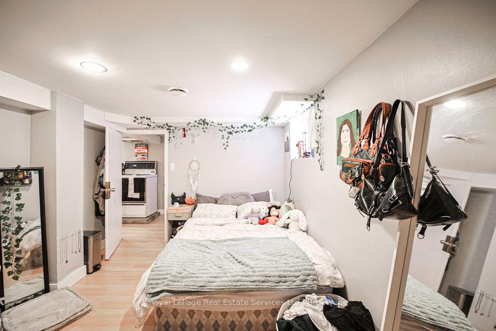 Photo 15 of 1105 King Street W, Hamilton, Westdale — HOMEH