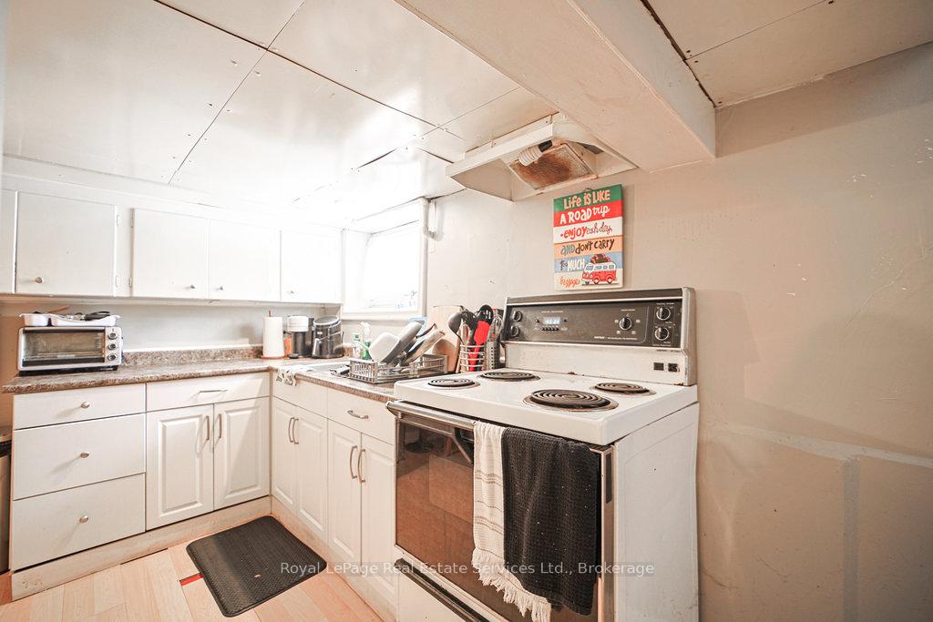 Photo 16 of 1105 King Street W, Hamilton, Westdale — HOMEH