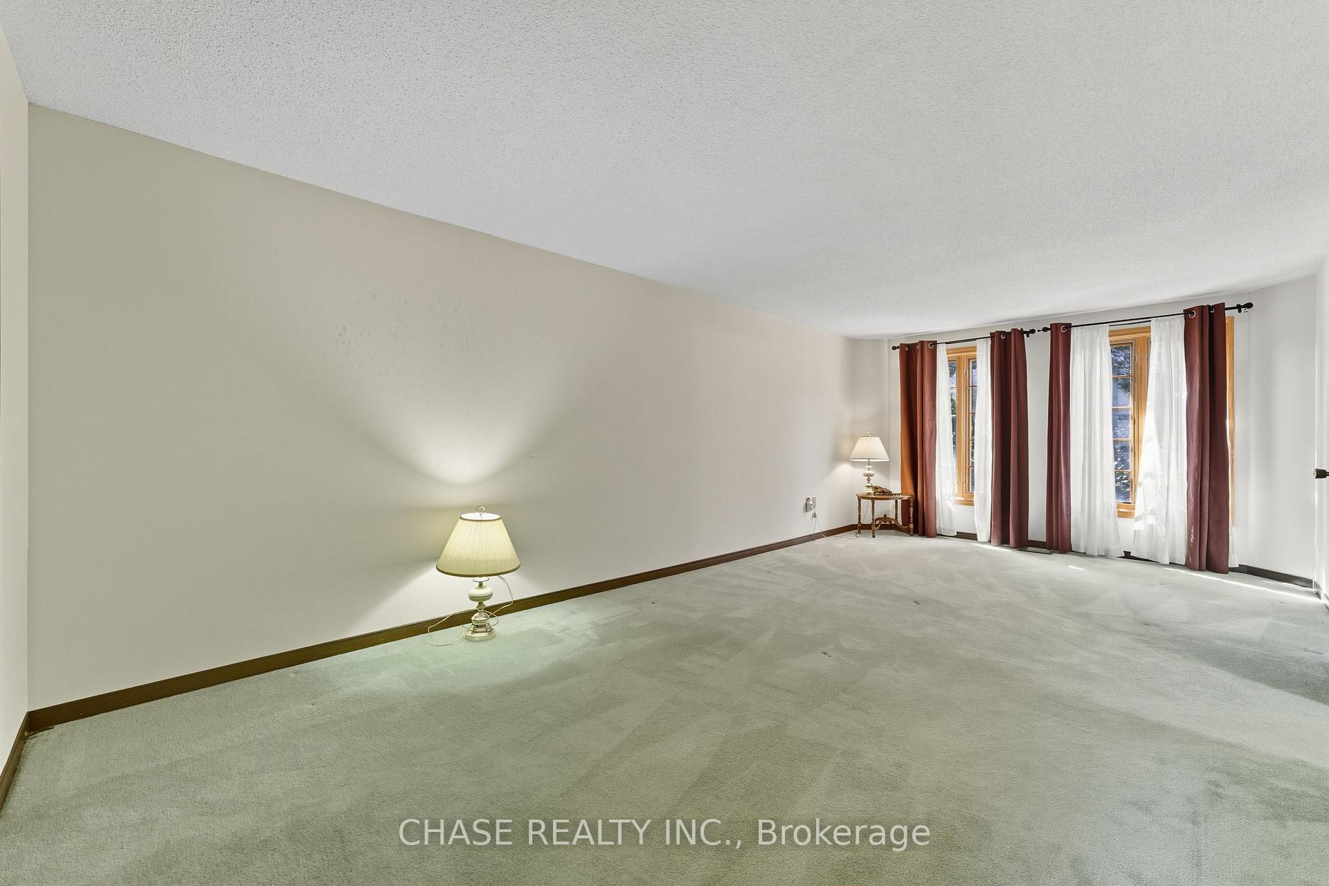 Photo 28 of 67 Forestview Drive, Hamilton, Dundas — HOMEH