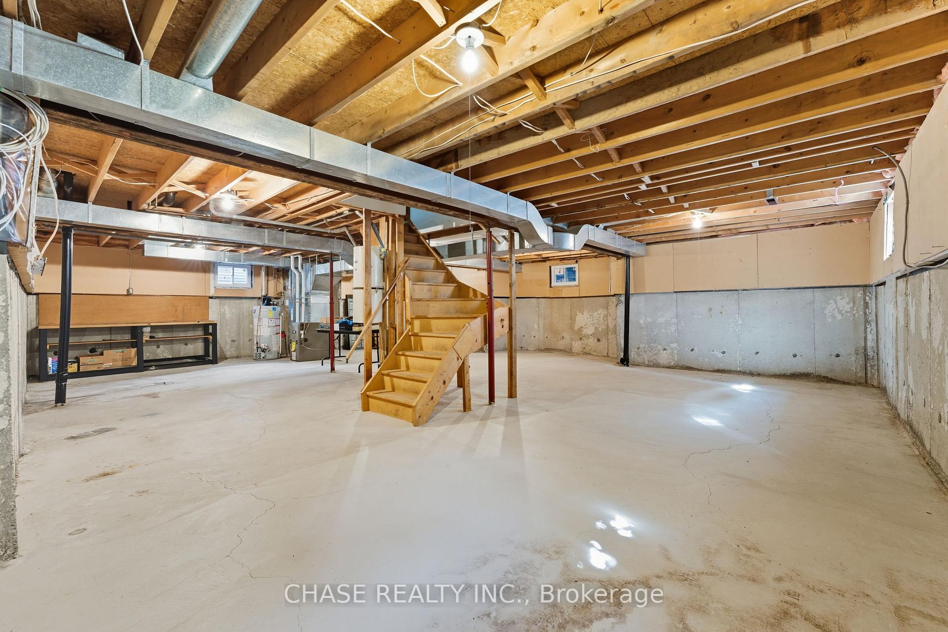 Photo 34 of 67 Forestview Drive, Hamilton, Dundas — HOMEH