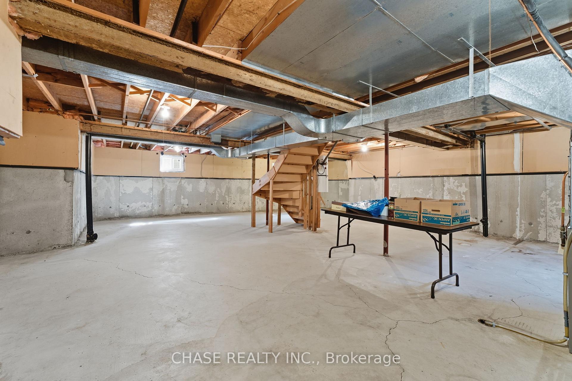 Photo 36 of 67 Forestview Drive, Hamilton, Dundas — HOMEH