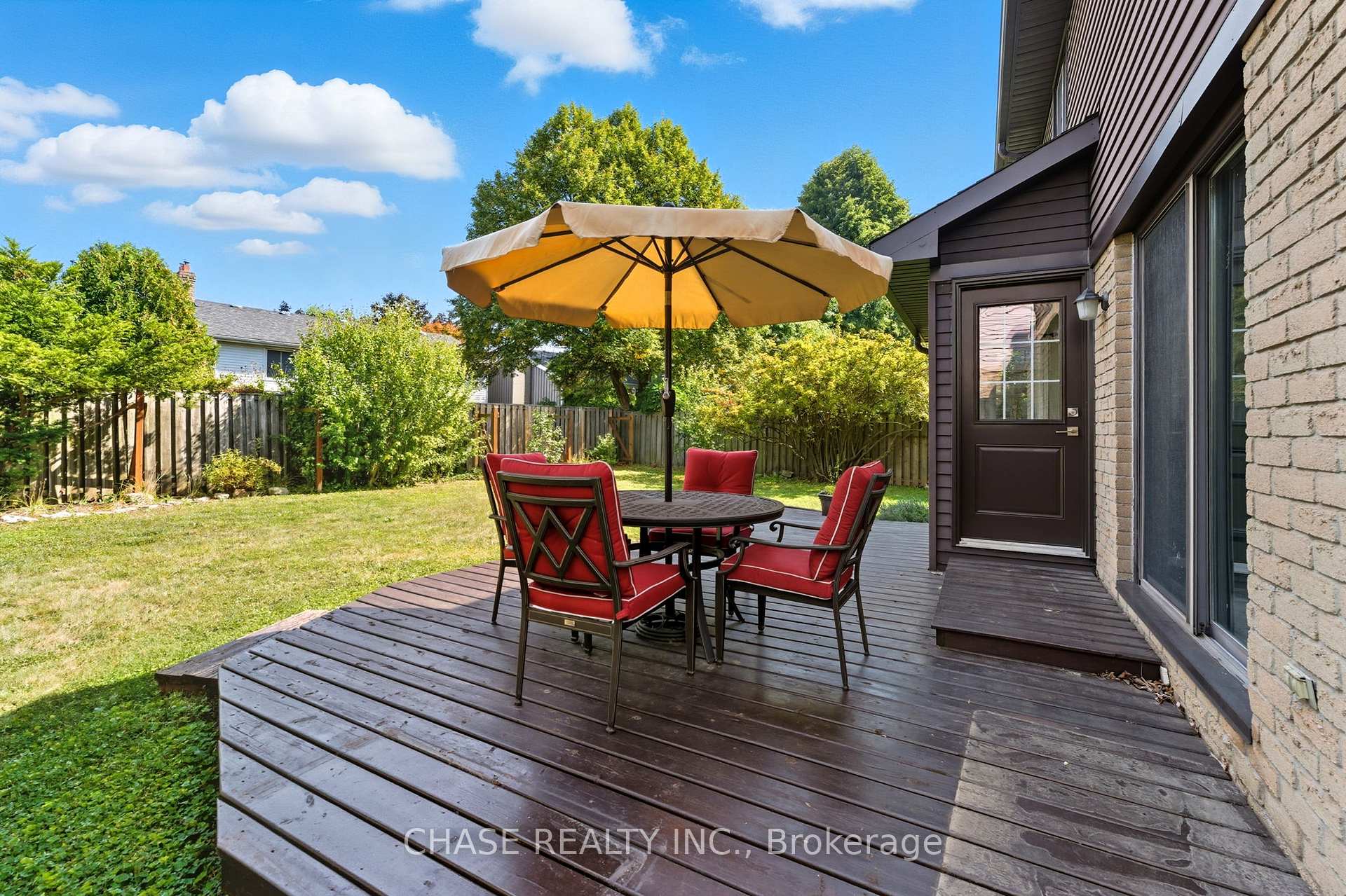 Photo 39 of 67 Forestview Drive, Hamilton, Dundas — HOMEH
