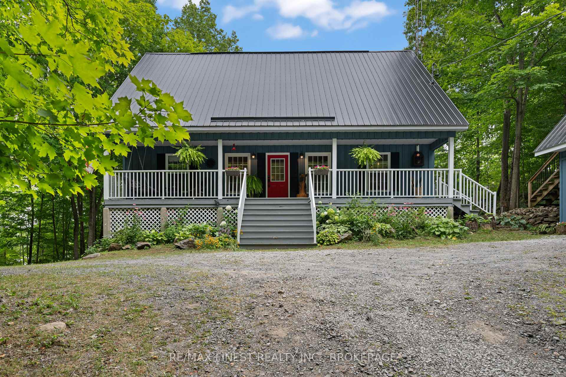 Photo 4 of 8884 Canoe Lake Road, Frontenac, Frontenac South — HOMEH