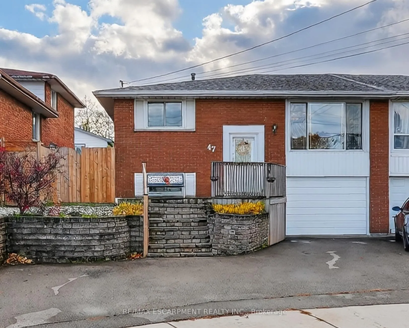 Photo 1 of 47 Rowena Court, Hamilton, Quinndale — HOMEH