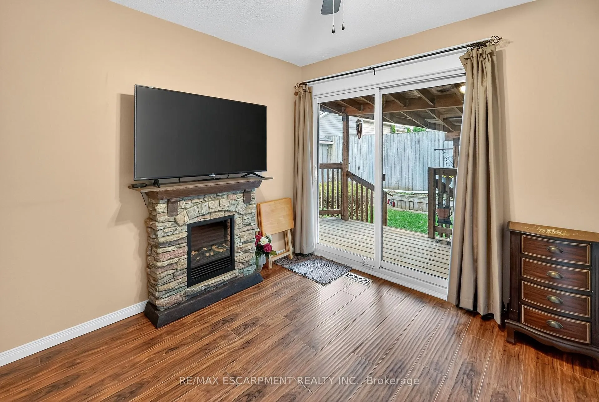 Photo 12 of 47 Rowena Court, Hamilton, Quinndale — HOMEH