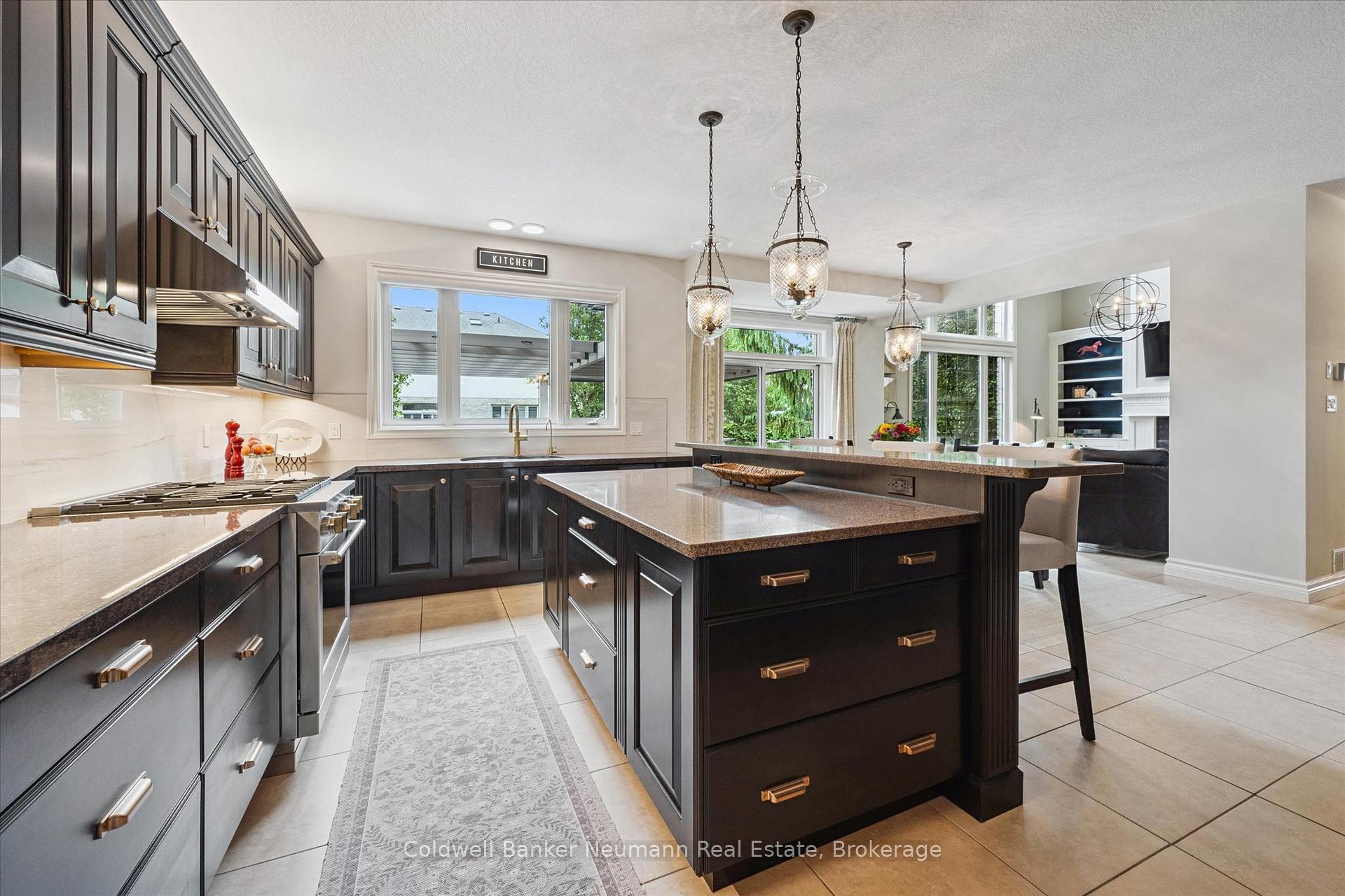 Photo 6 of 3 Bright Lane, Guelph, Pineridge/Westminster Woods — HOMEH