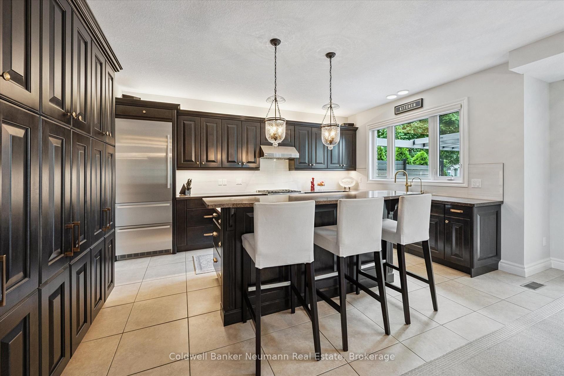 Photo 10 of 3 Bright Lane, Guelph, Pineridge/Westminster Woods — HOMEH