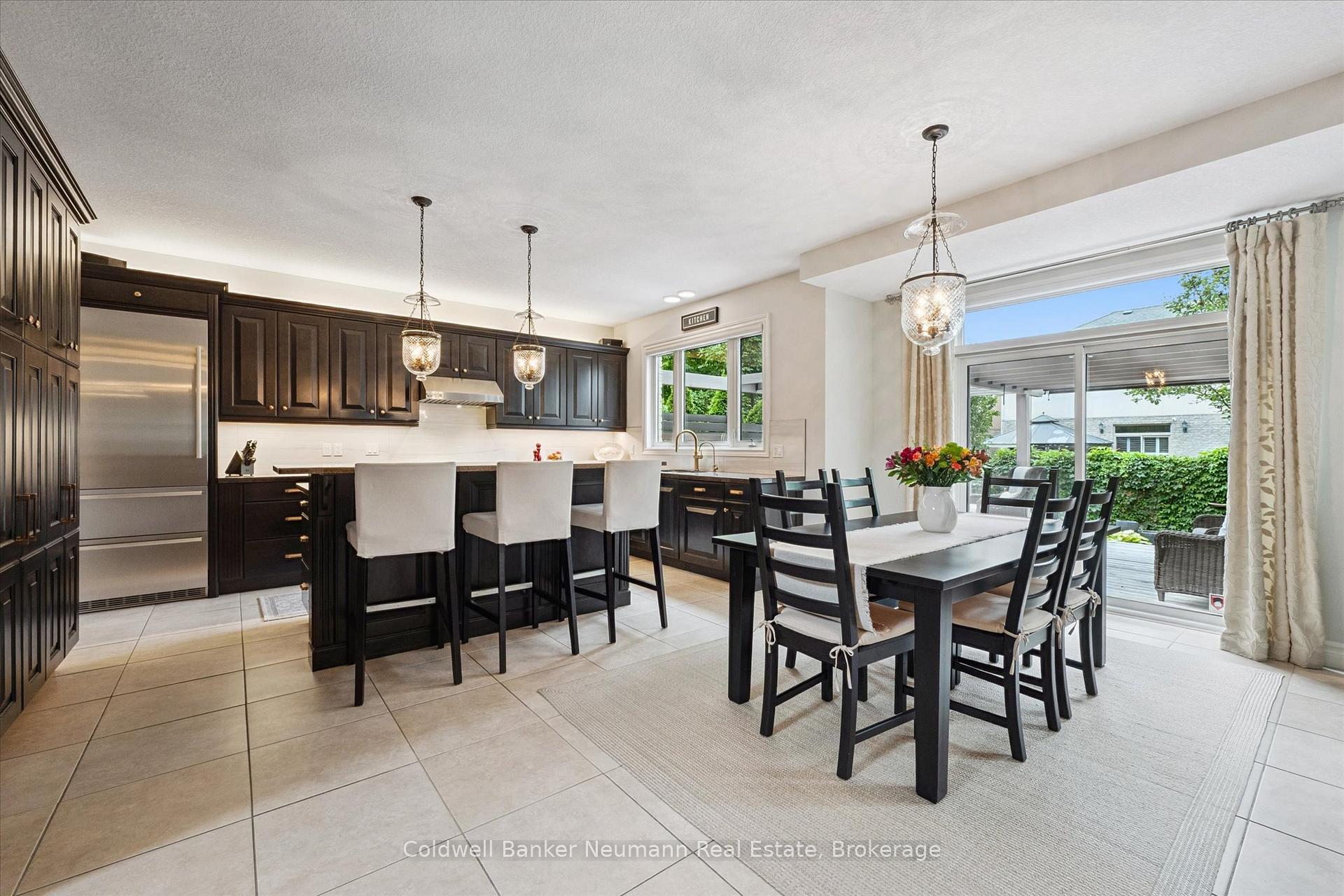 Photo 11 of 3 Bright Lane, Guelph, Pineridge/Westminster Woods — HOMEH