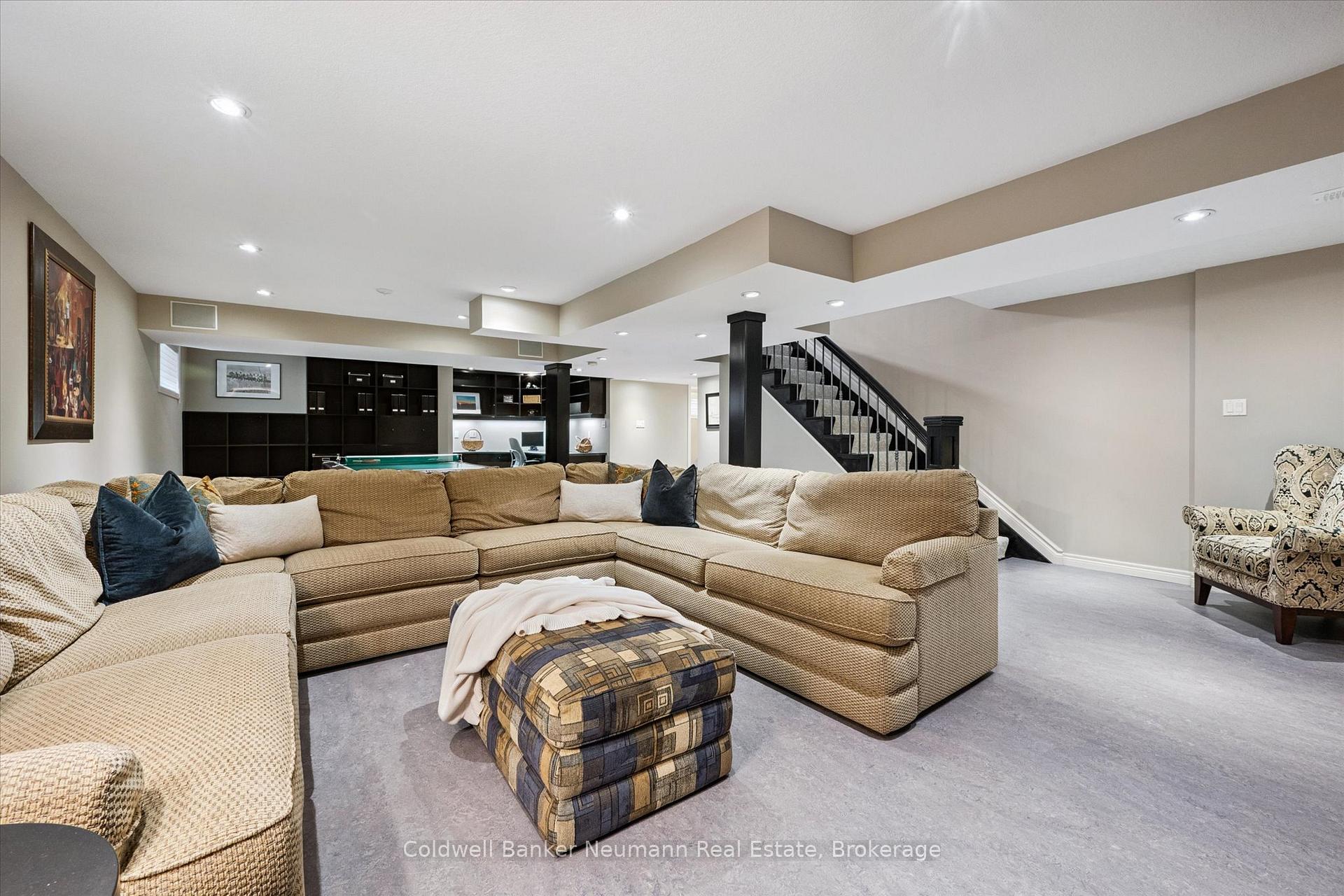 Photo 36 of 3 Bright Lane, Guelph, Pineridge/Westminster Woods — HOMEH