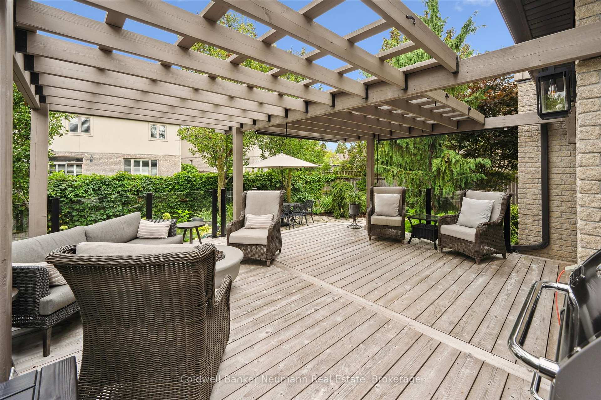 Photo 42 of 3 Bright Lane, Guelph, Pineridge/Westminster Woods — HOMEH