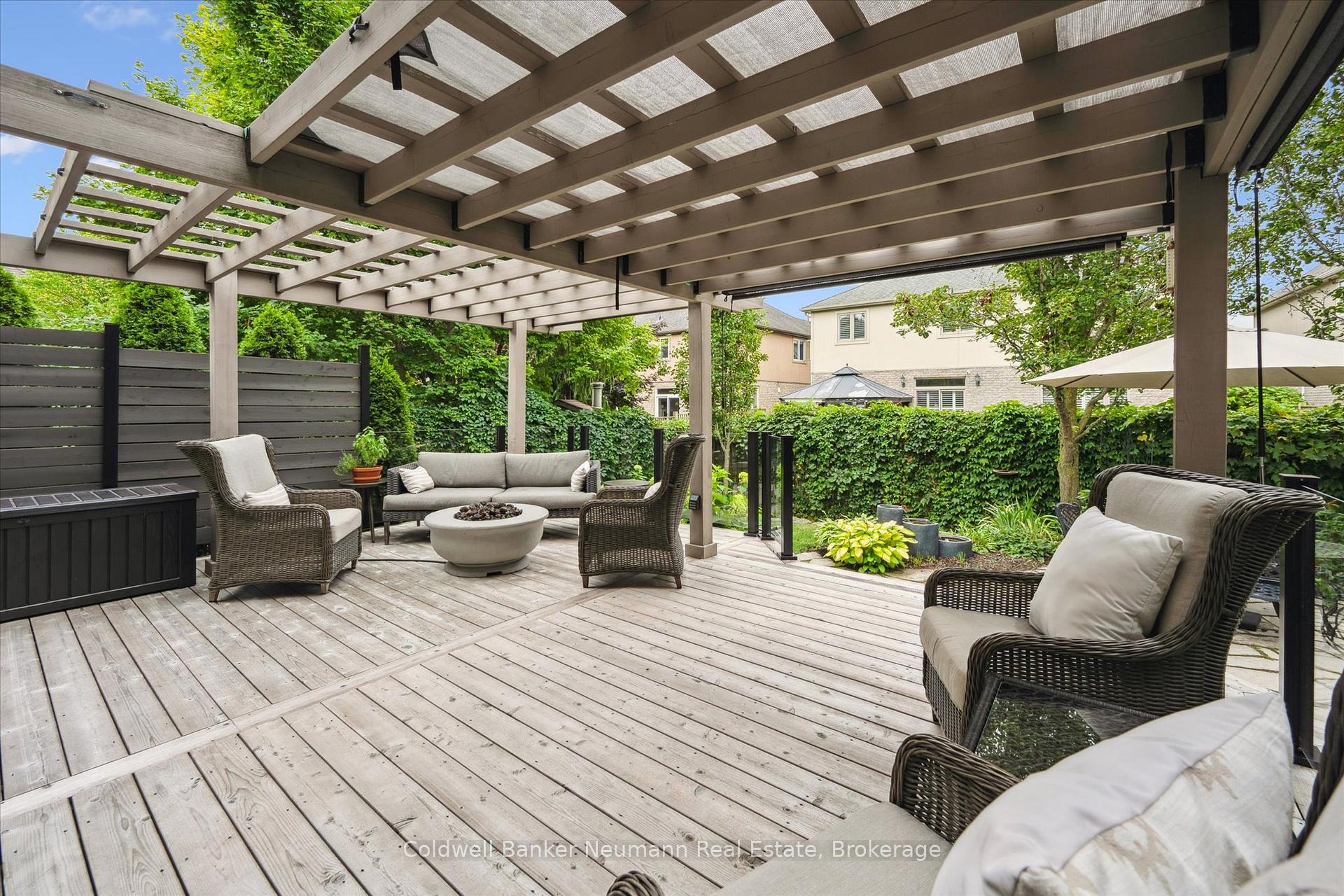 Photo 43 of 3 Bright Lane, Guelph, Pineridge/Westminster Woods — HOMEH