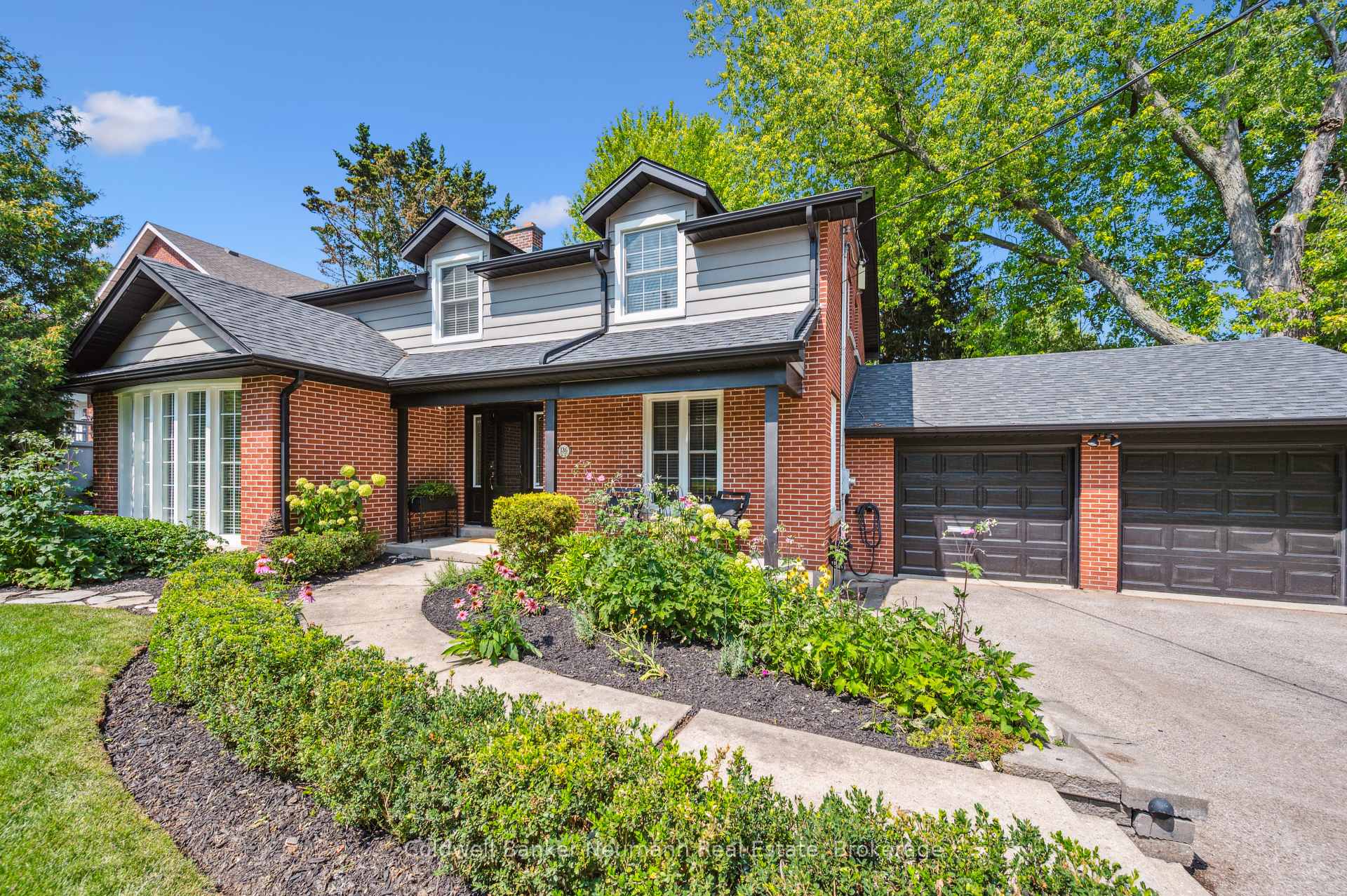 Photo 2 of 136 Palmer Street, Guelph, St. George's — HOMEH