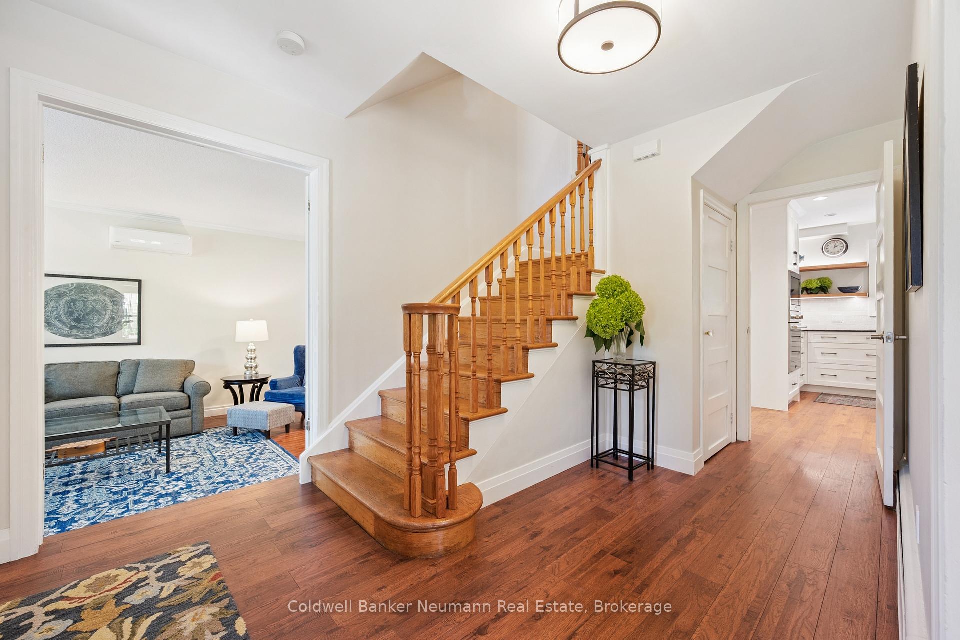 Photo 6 of 136 Palmer Street, Guelph, St. George's — HOMEH