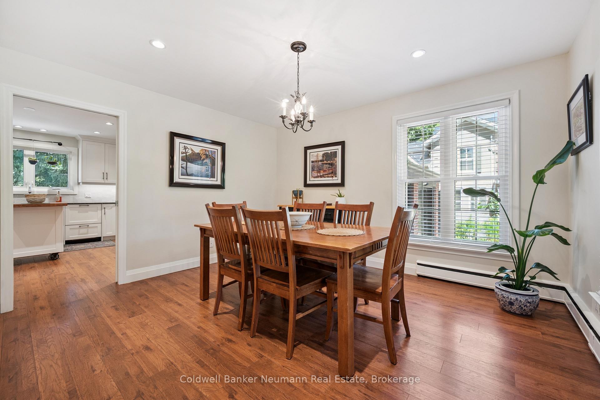 Photo 11 of 136 Palmer Street, Guelph, St. George's — HOMEH