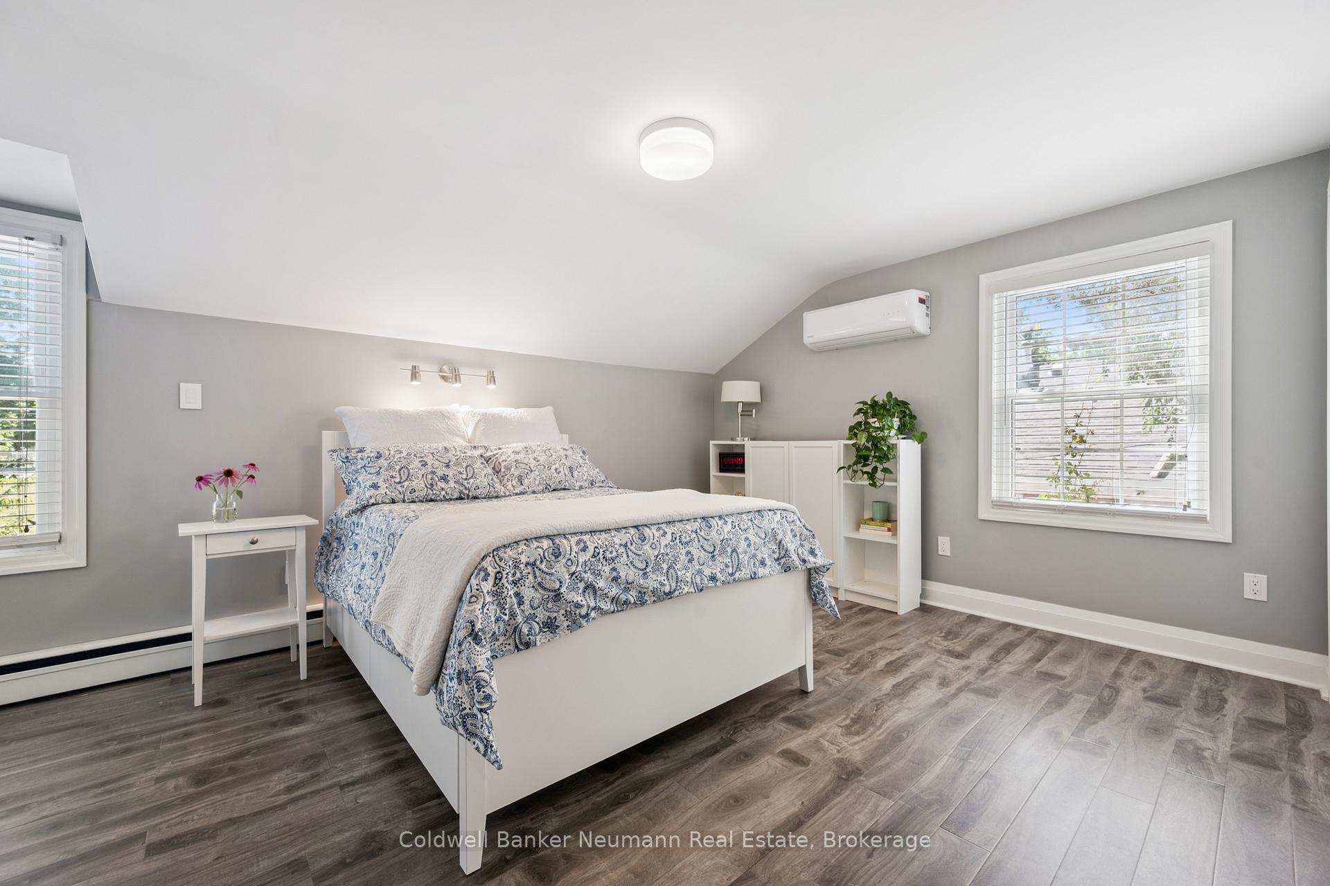 Photo 29 of 136 Palmer Street, Guelph, St. George's — HOMEH