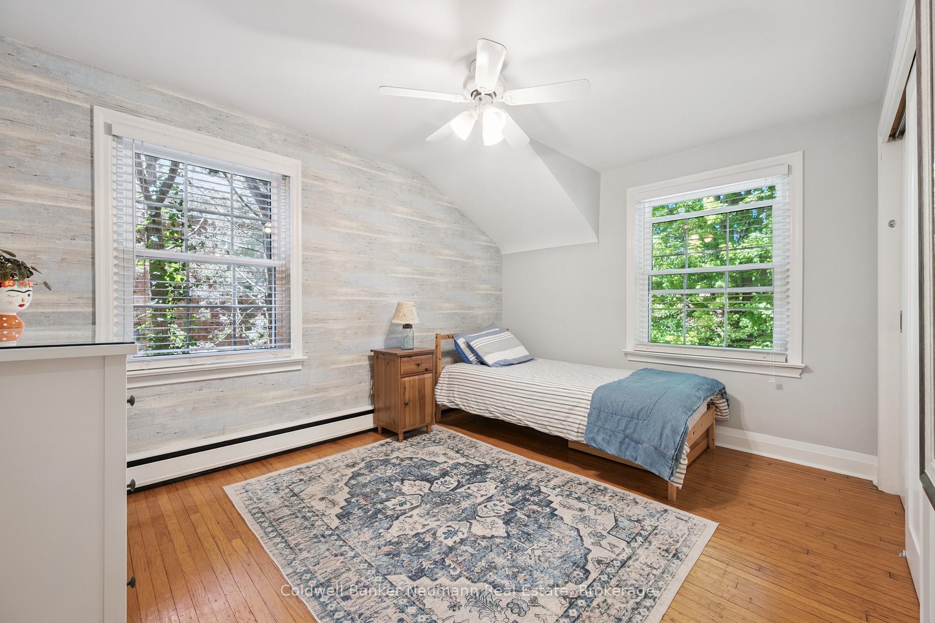 Photo 31 of 136 Palmer Street, Guelph, St. George's — HOMEH