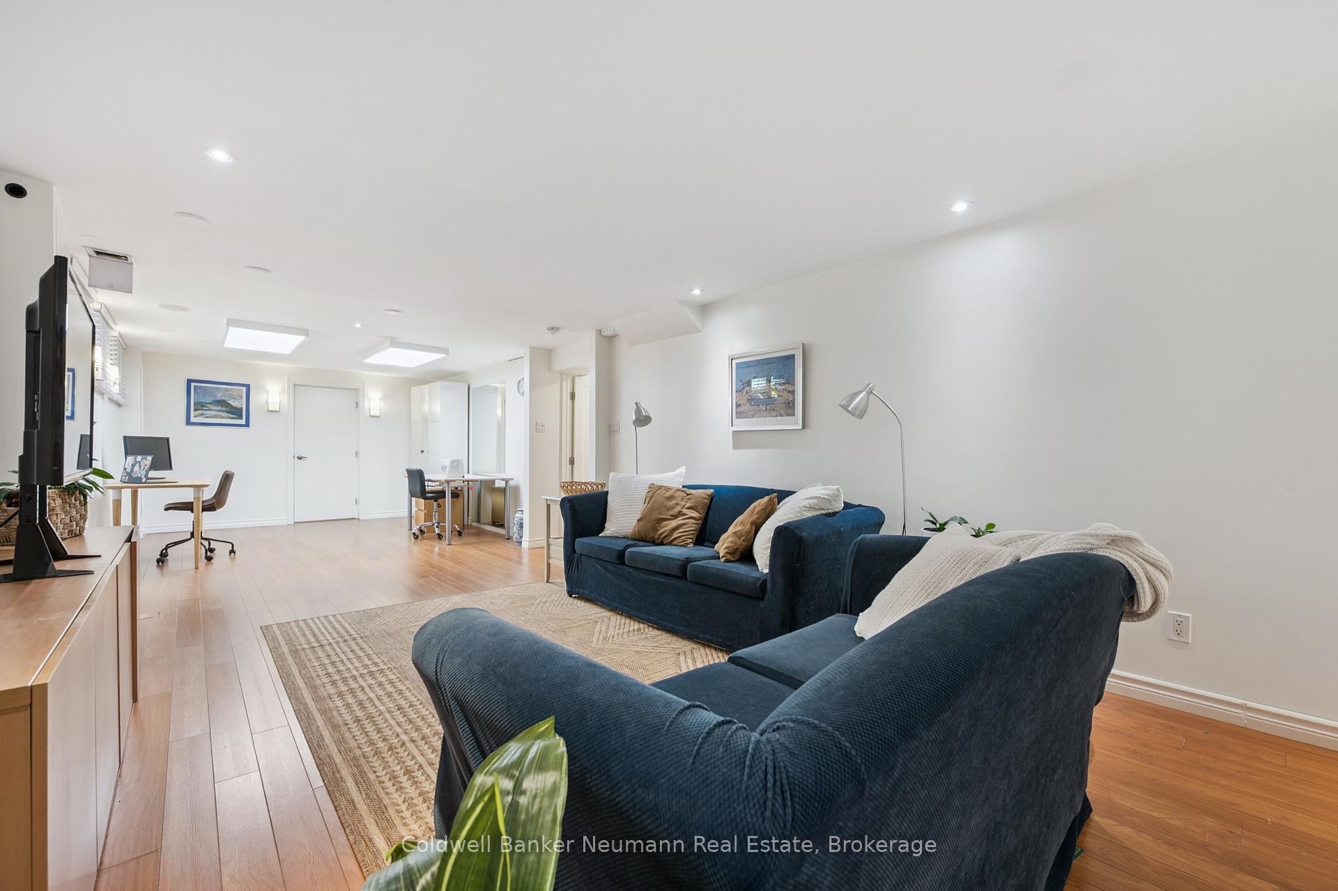 Photo 34 of 136 Palmer Street, Guelph, St. George's — HOMEH