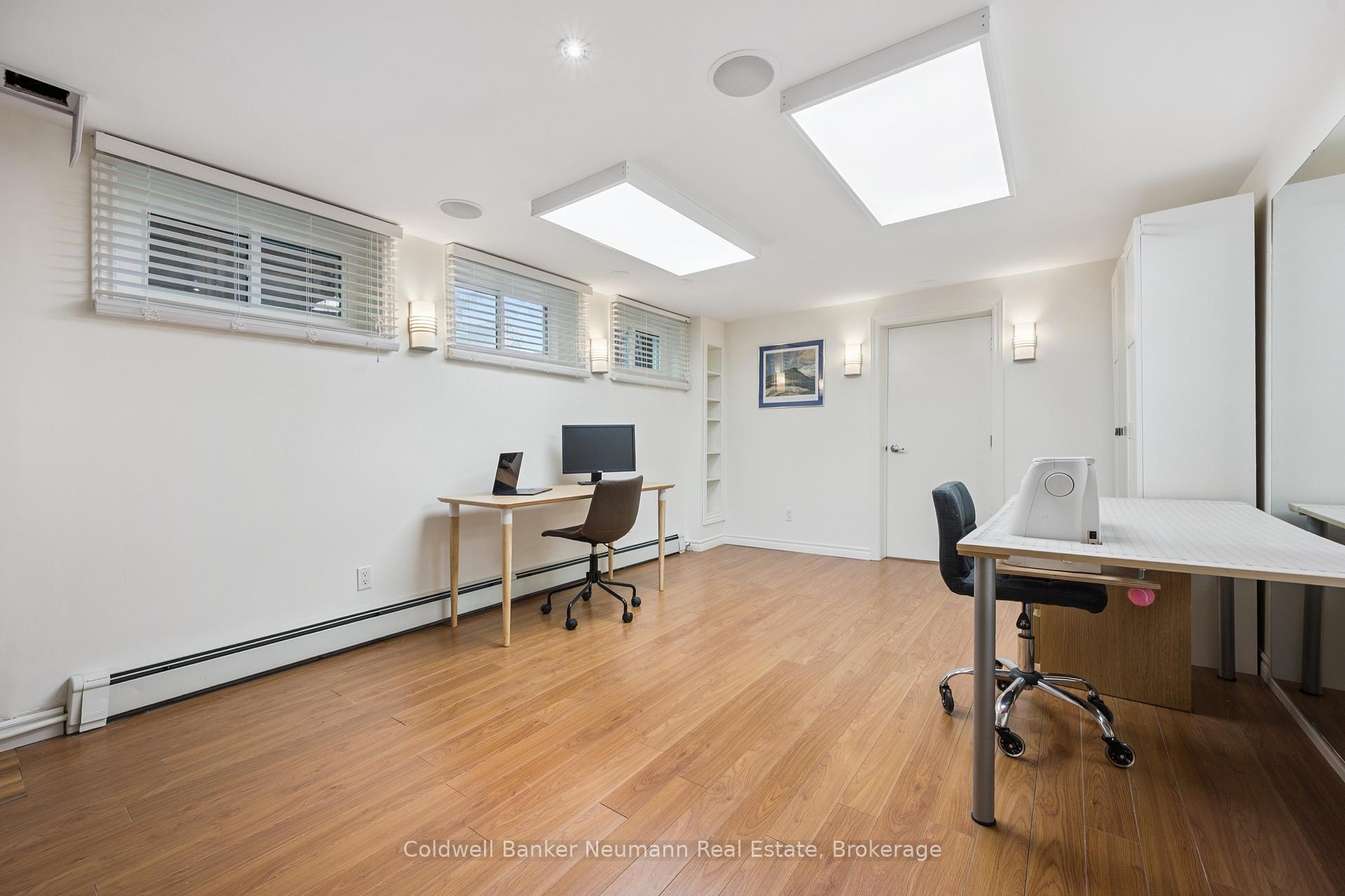 Photo 36 of 136 Palmer Street, Guelph, St. George's — HOMEH