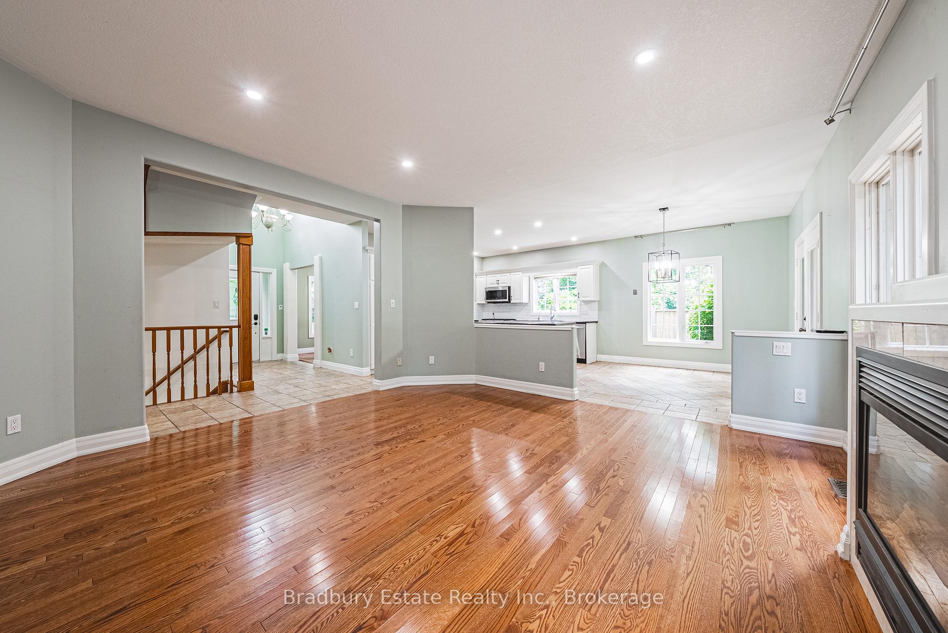 Photo 15 of 18 Palomino Drive, Hamilton, Carlisle — HOMEH