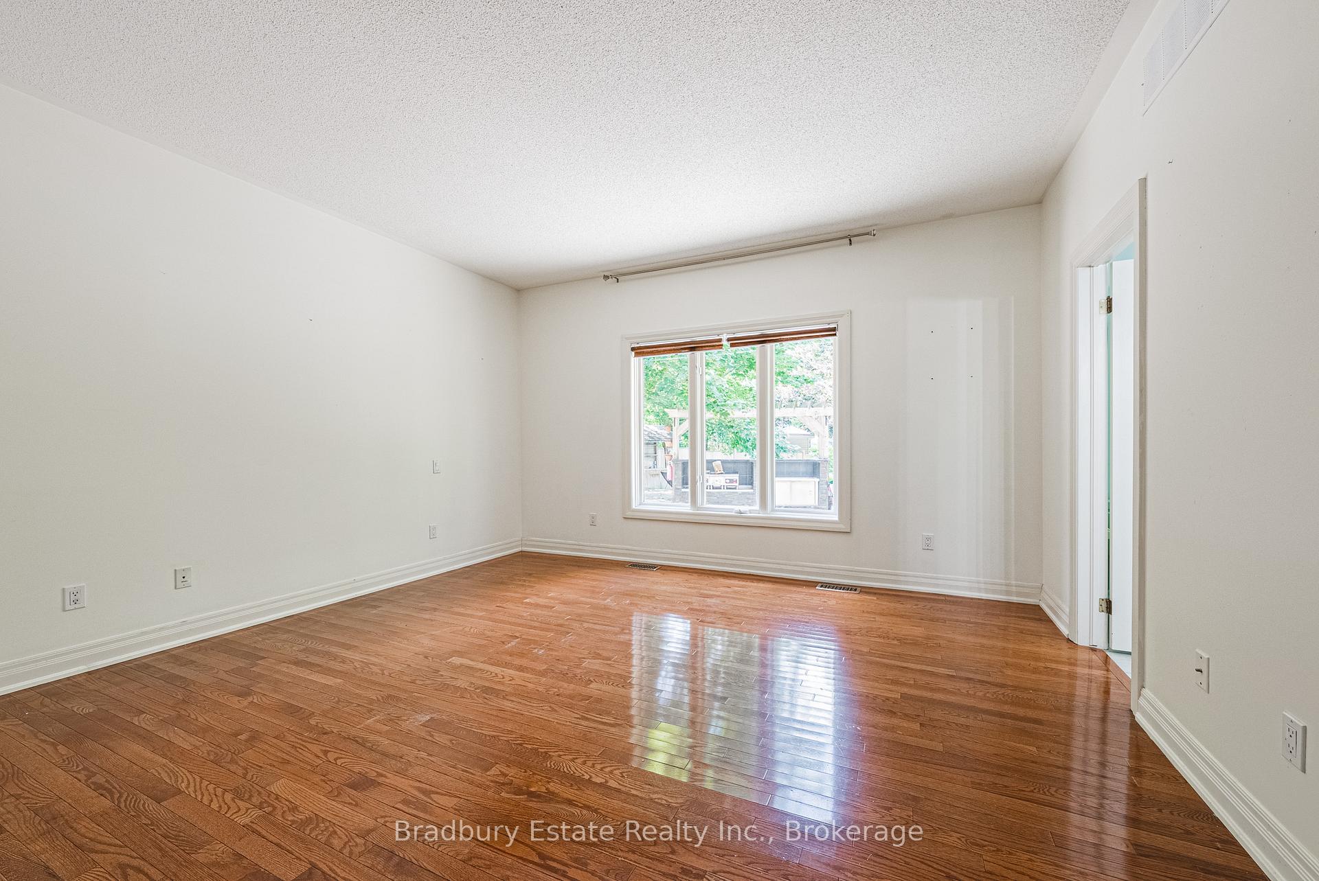 Photo 18 of 18 Palomino Drive, Hamilton, Carlisle — HOMEH