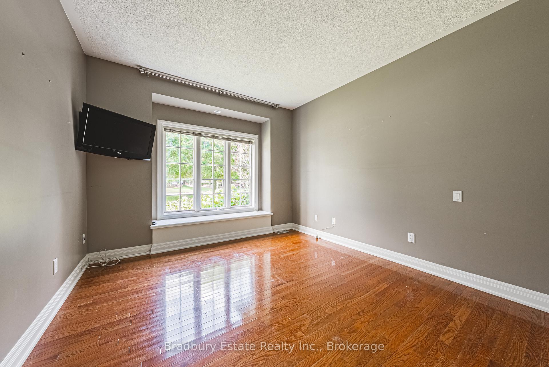 Photo 22 of 18 Palomino Drive, Hamilton, Carlisle — HOMEH