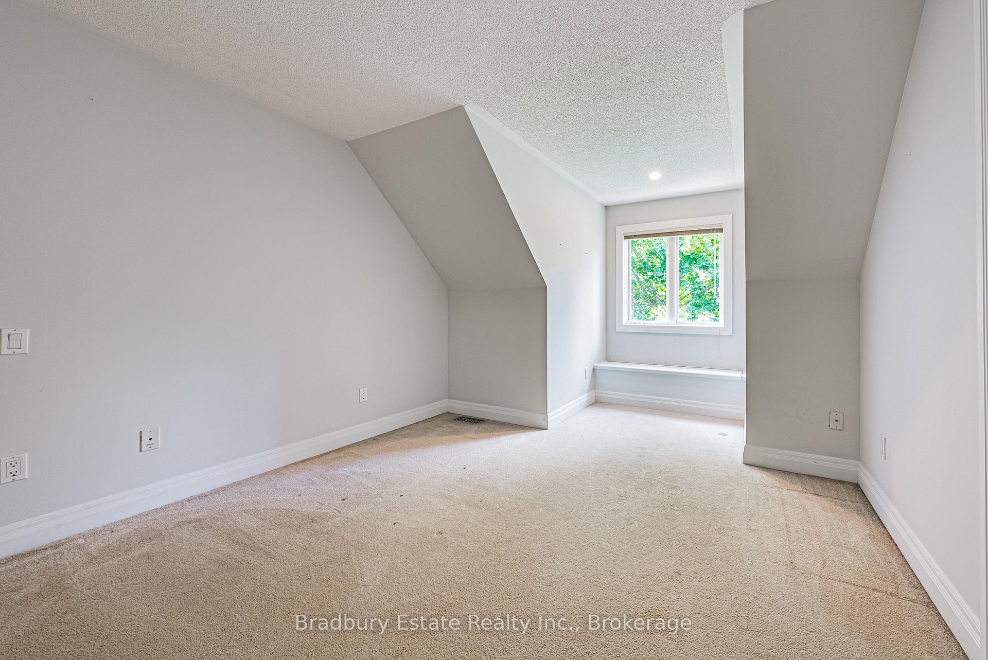 Photo 30 of 18 Palomino Drive, Hamilton, Carlisle — HOMEH