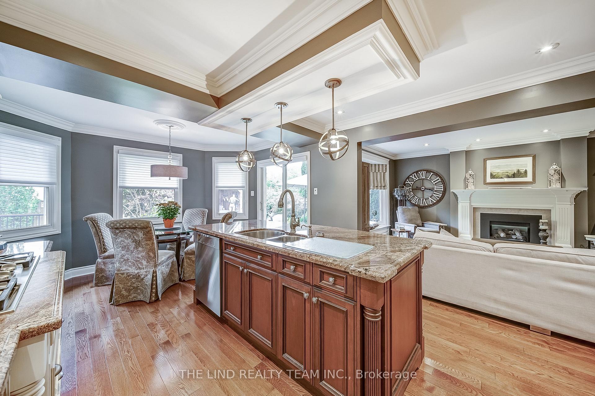 Photo 11 of 35 Golf Links Drive, Aurora, Aurora Highlands — HOMEH