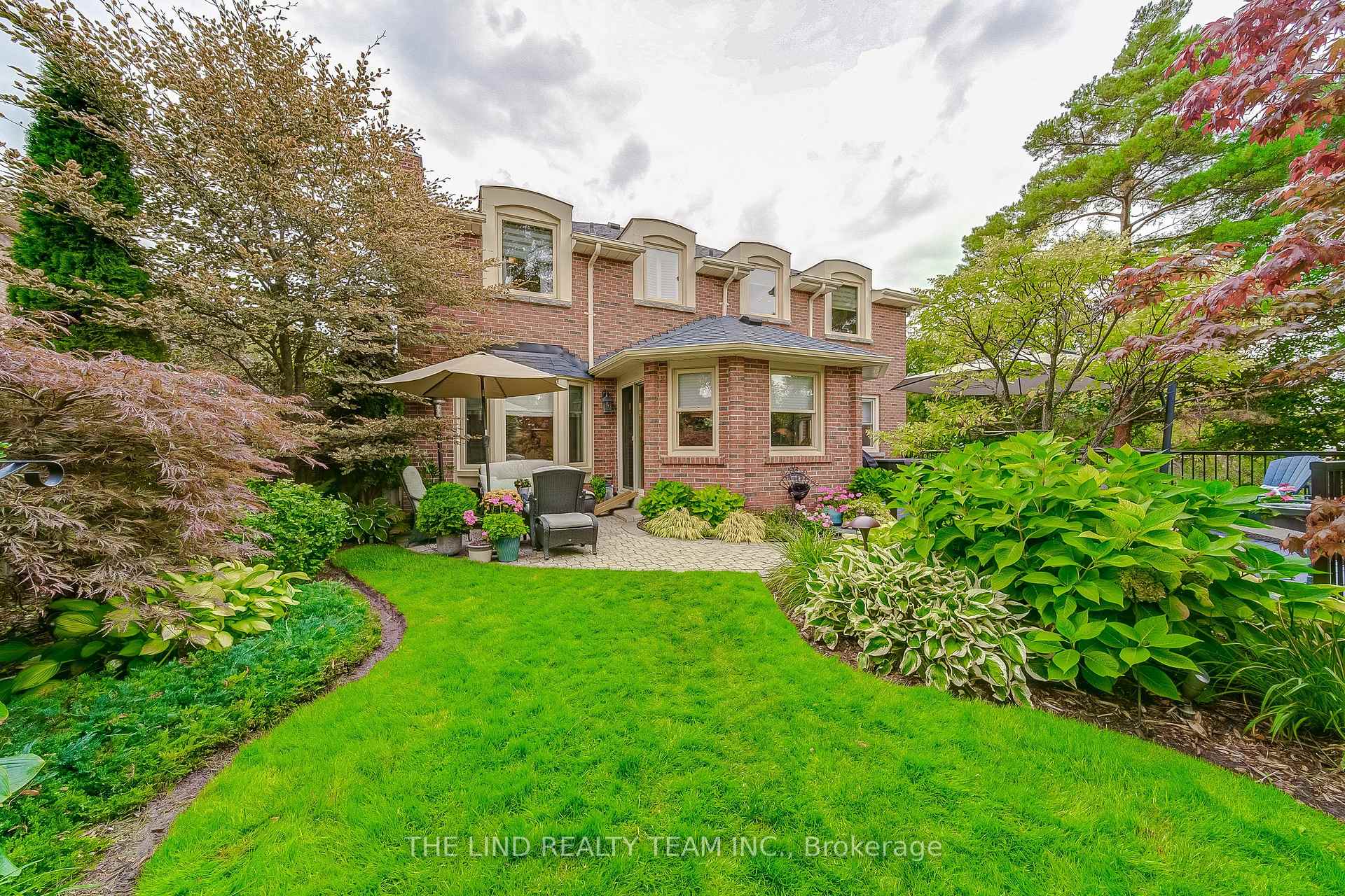Photo 43 of 35 Golf Links Drive, Aurora, Aurora Highlands — HOMEH