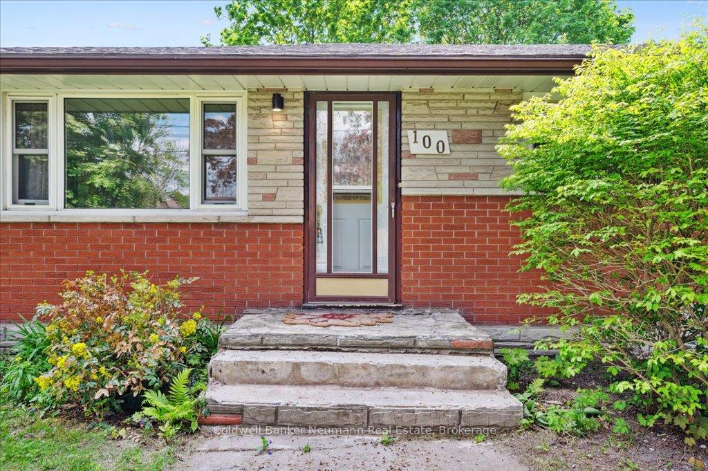 Photo 5 of 100 Guelph Street, Guelph, Junction/Onward Willow — HOMEH