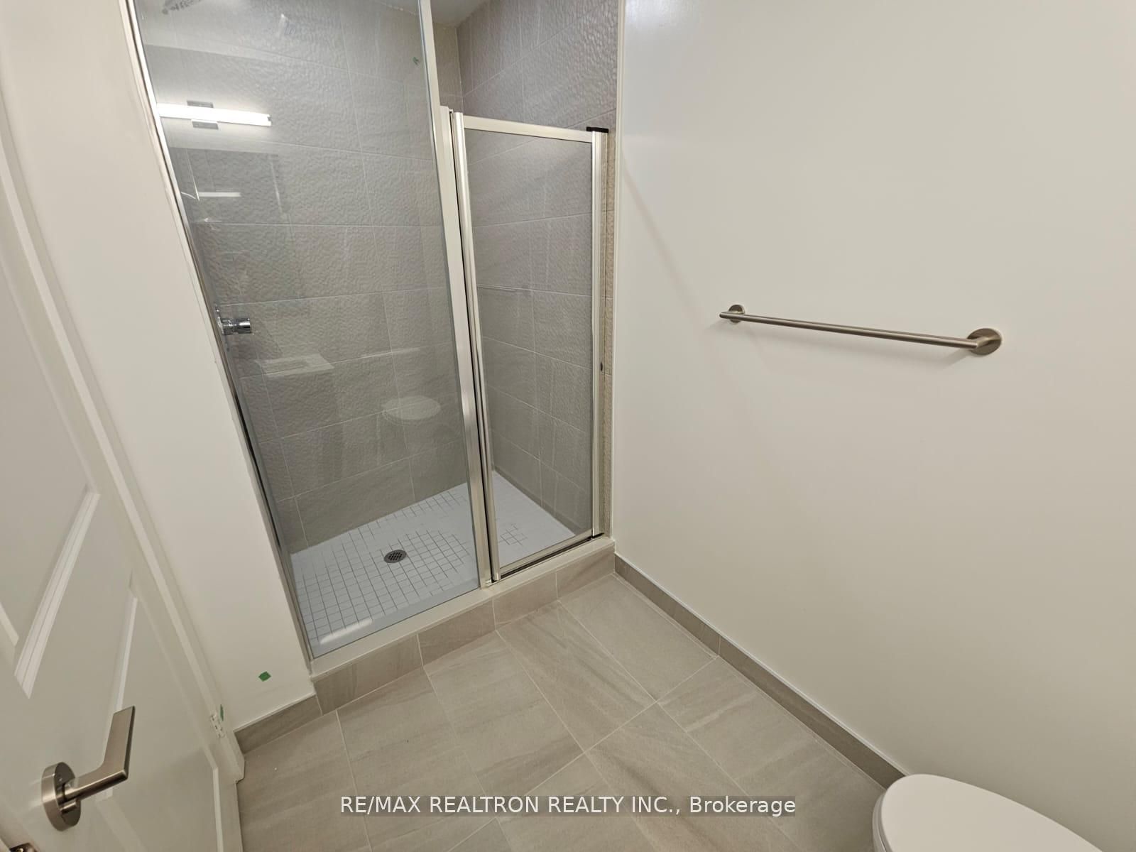 Photo 33 of Unit 307, 30 Upper Mall Way, Vaughan, Brownridge — HOMEH