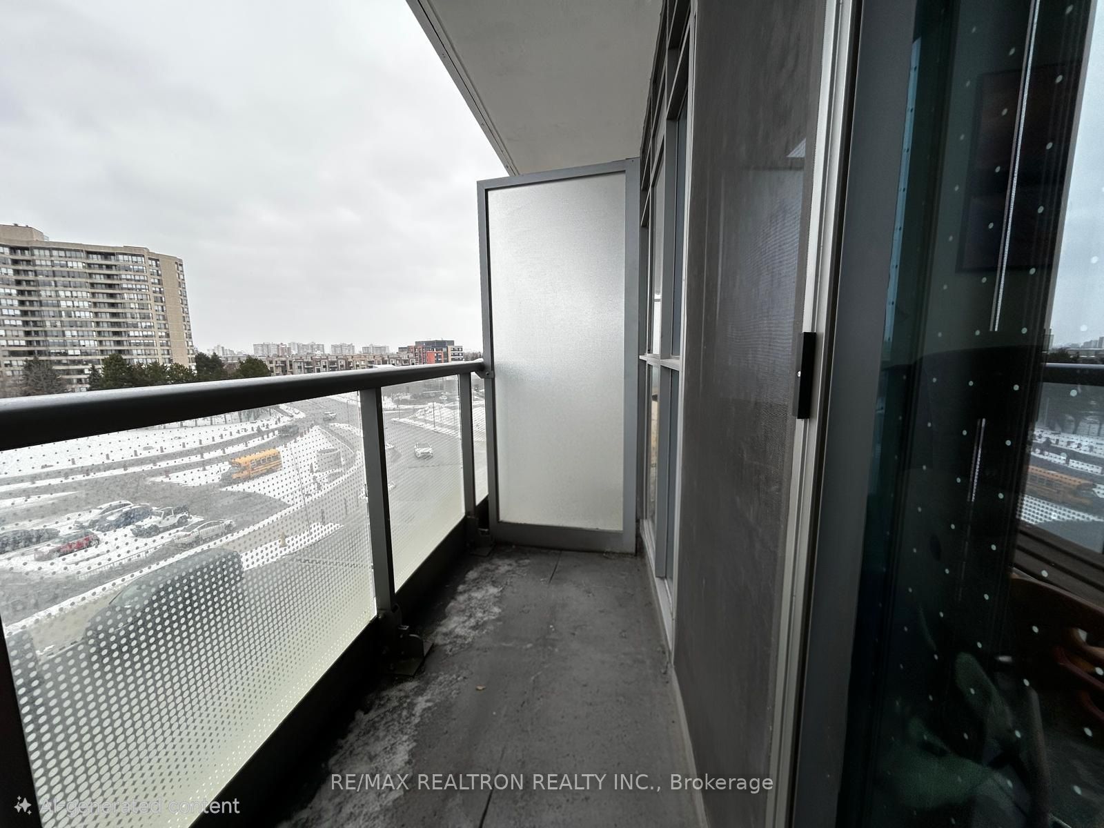 Photo 30 of Unit 307, 30 Upper Mall Way, Vaughan, Brownridge — HOMEH