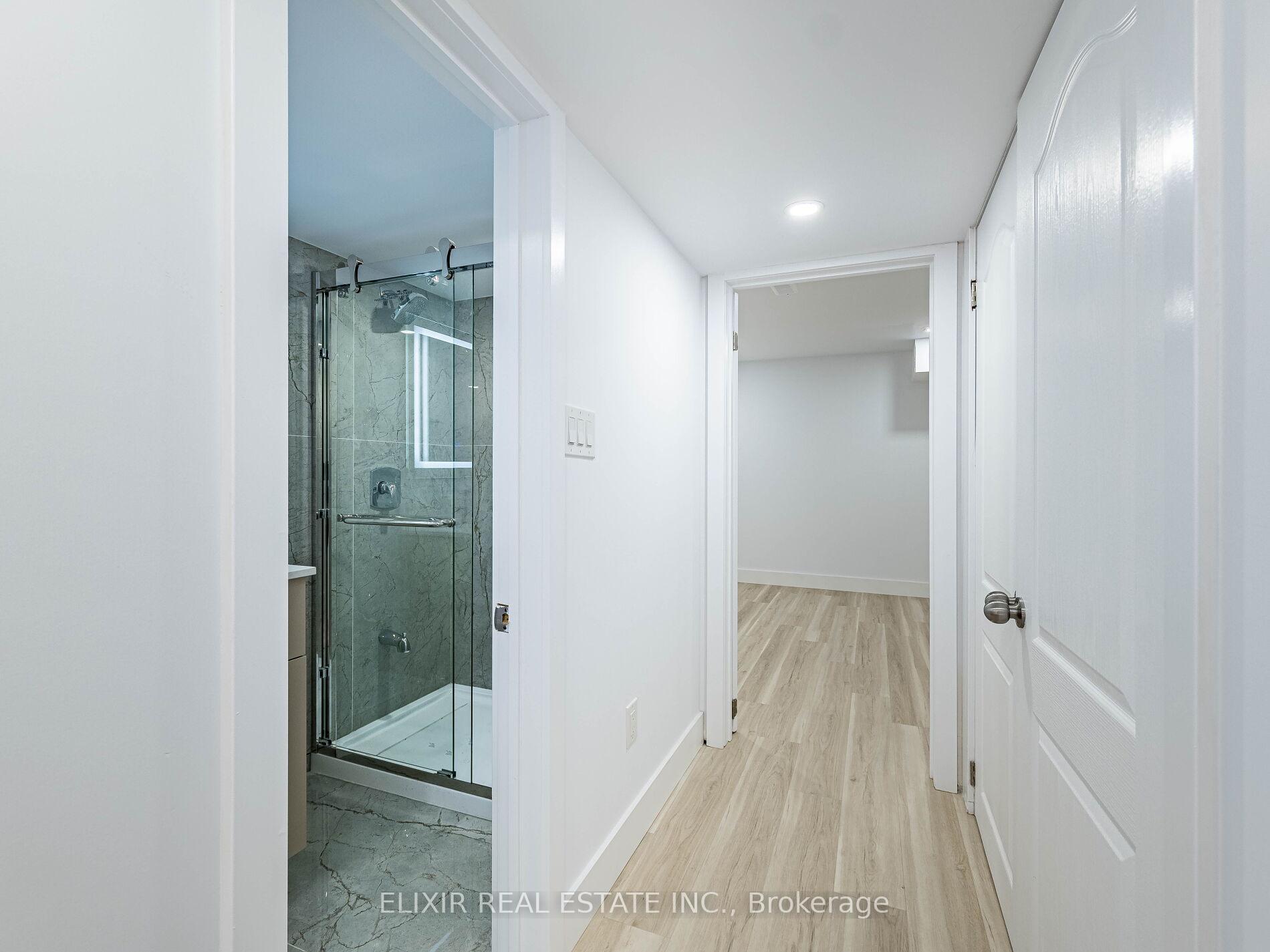 Photo 31 of 20 Penn Drive, Brampton, Fletcher's Meadow — HOMEH