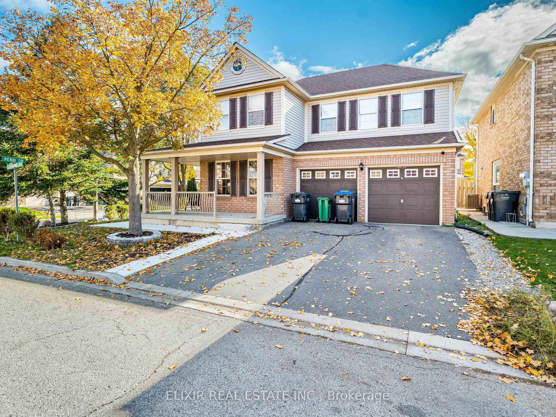 Photo 34 of 20 Penn Drive, Brampton, Fletcher's Meadow — HOMEH