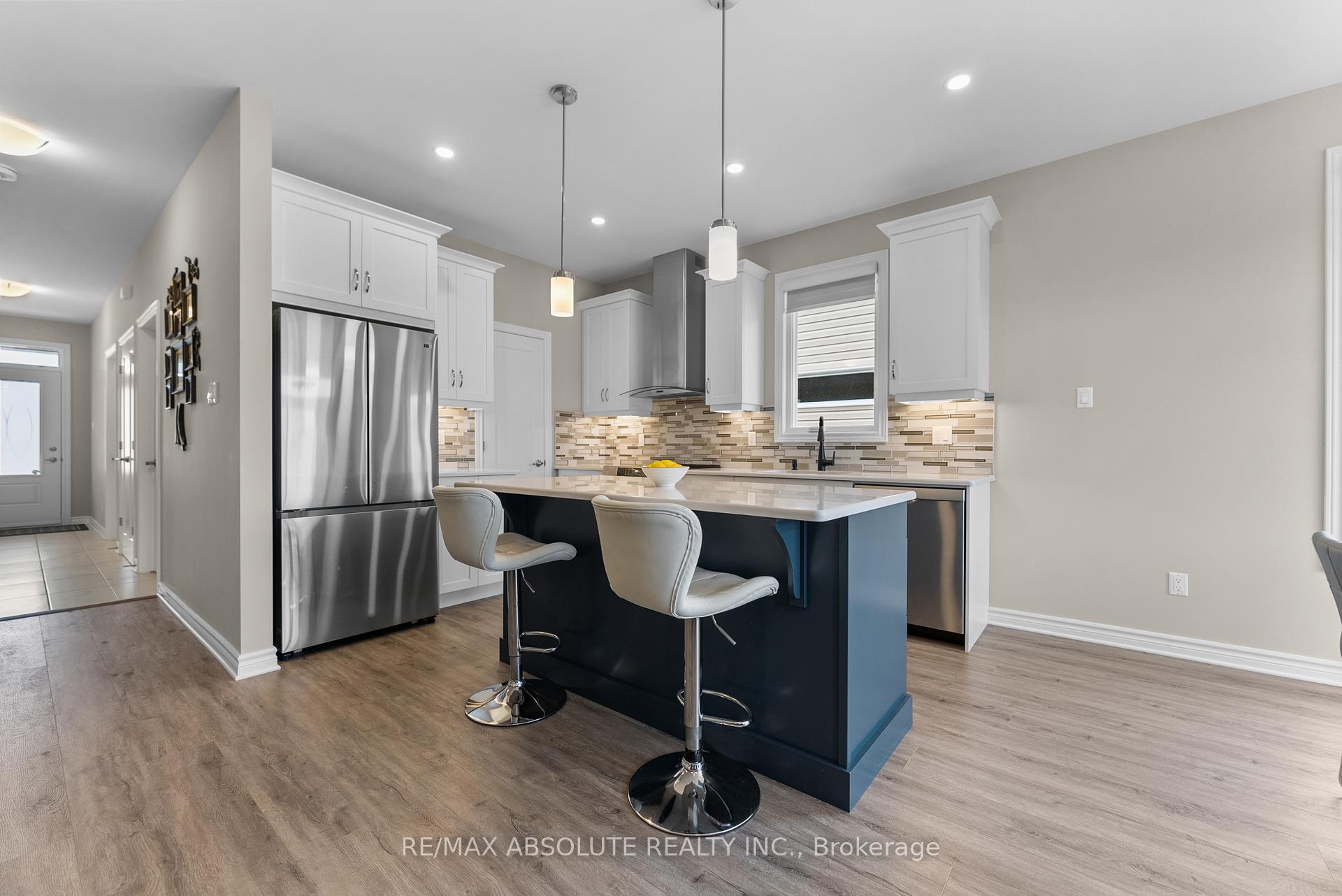 Photo 10 of 27 Douglas Brown Way, Arnprior — HOMEH