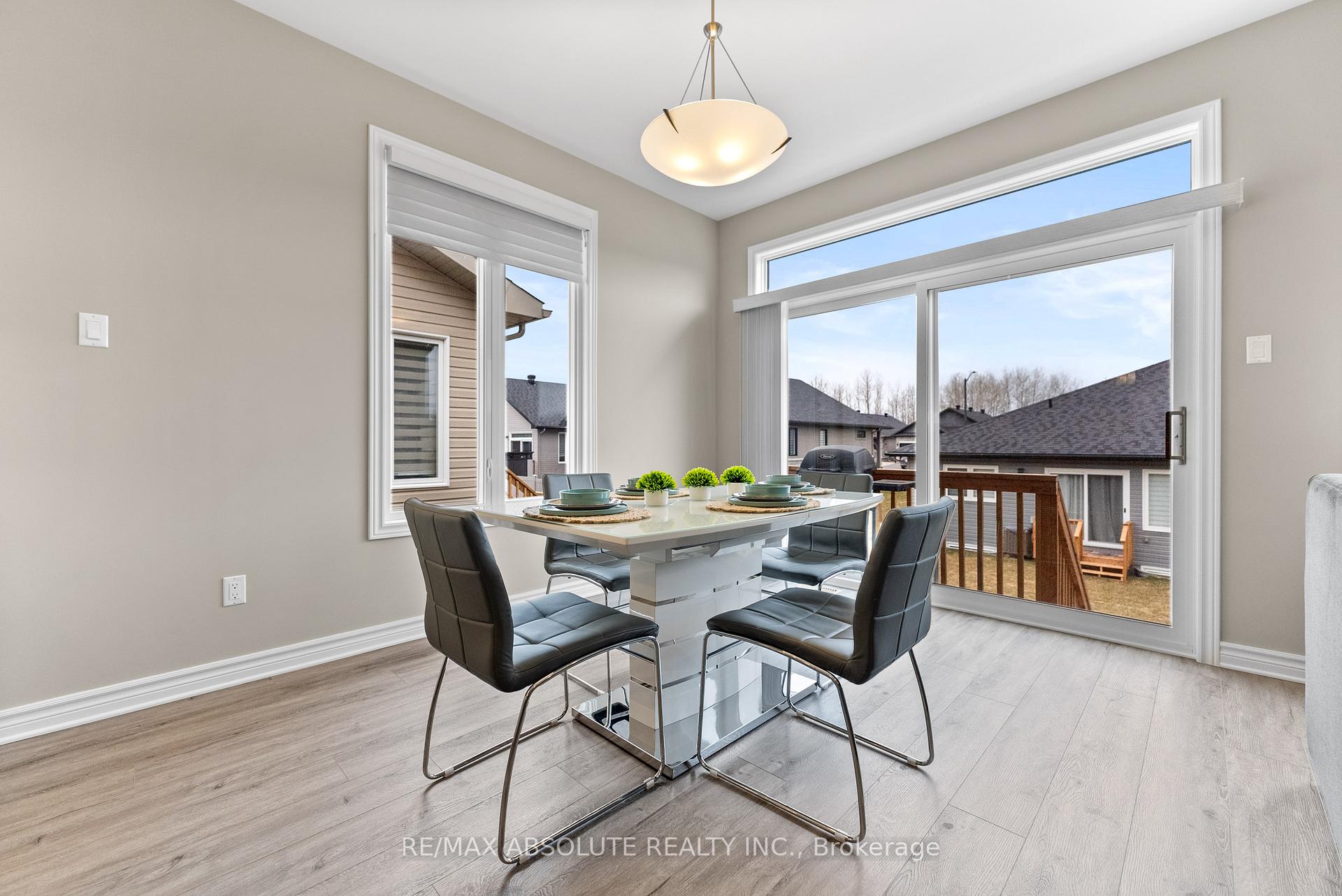 Photo 12 of 27 Douglas Brown Way, Arnprior — HOMEH