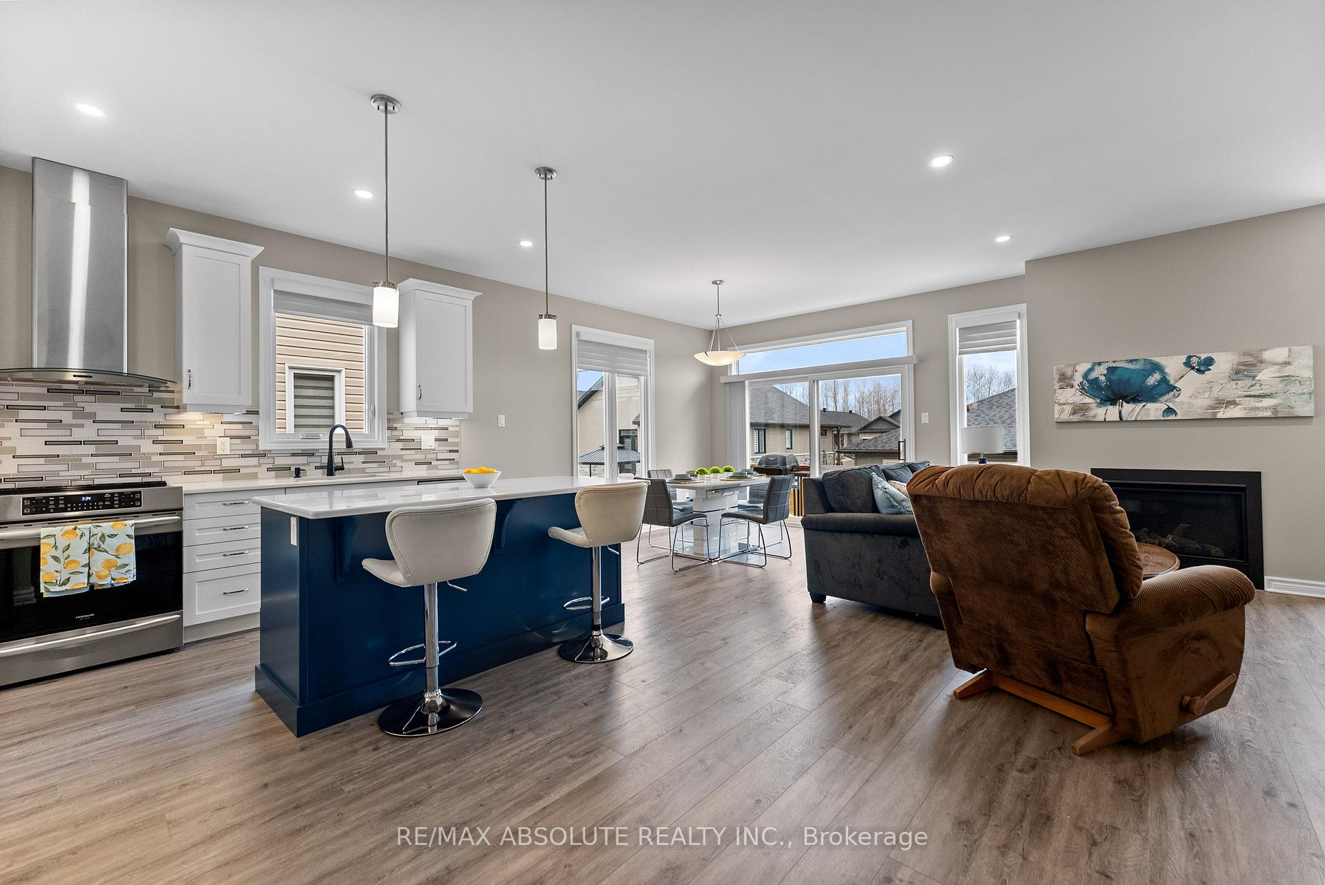 Photo 18 of 27 Douglas Brown Way, Arnprior — HOMEH