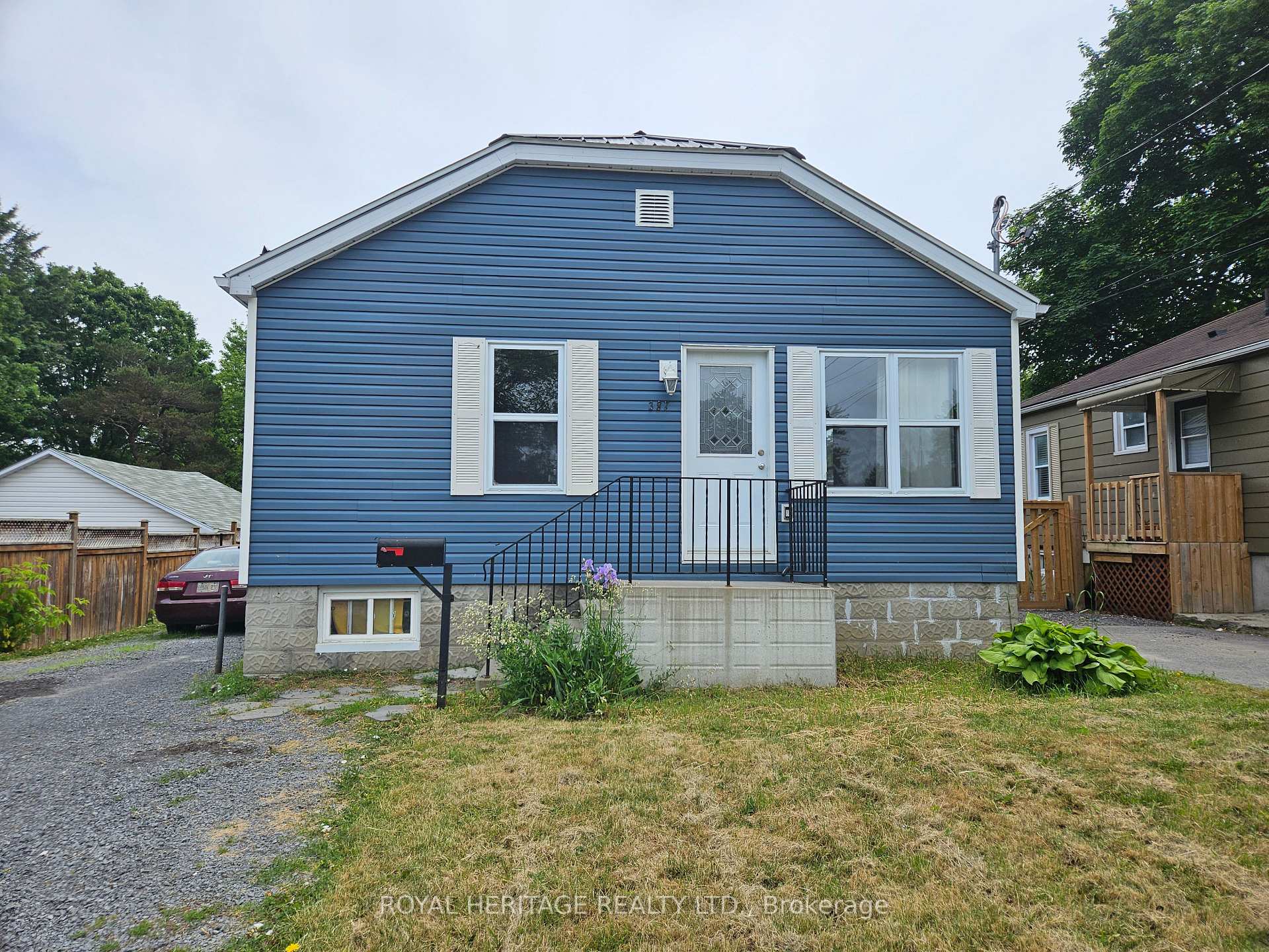 Photo 1 of 387 MacDonald Avenue, Belleville, Belleville Ward — HOMEH