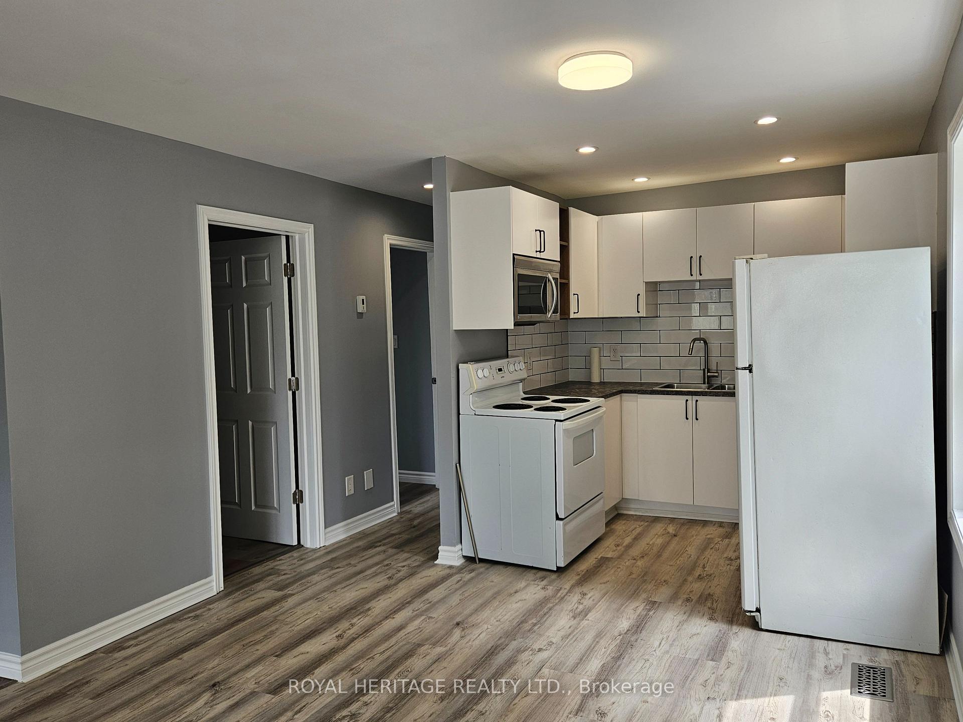 Photo 5 of 387 MacDonald Avenue, Belleville, Belleville Ward — HOMEH