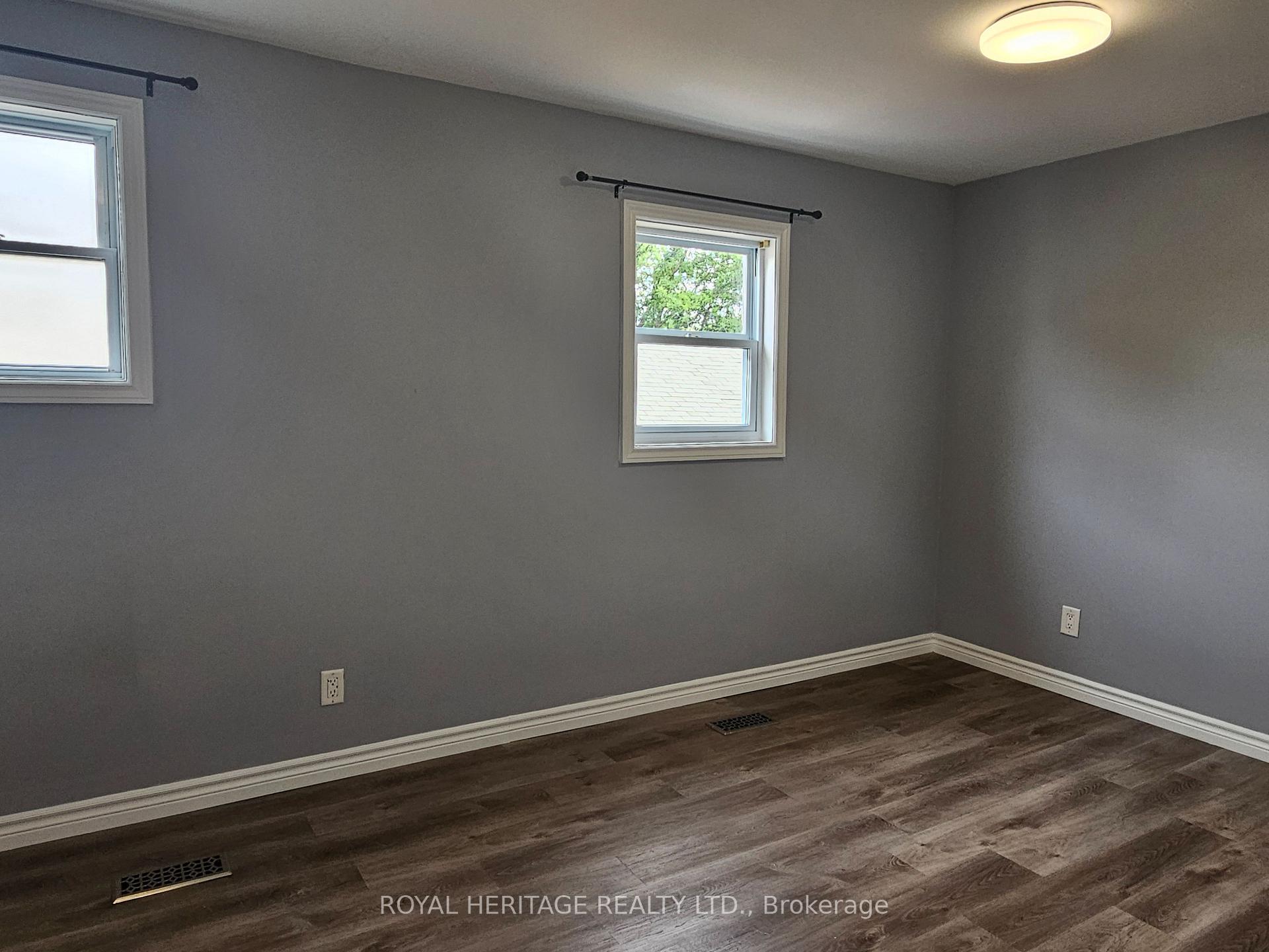 Photo 9 of 387 MacDonald Avenue, Belleville, Belleville Ward — HOMEH
